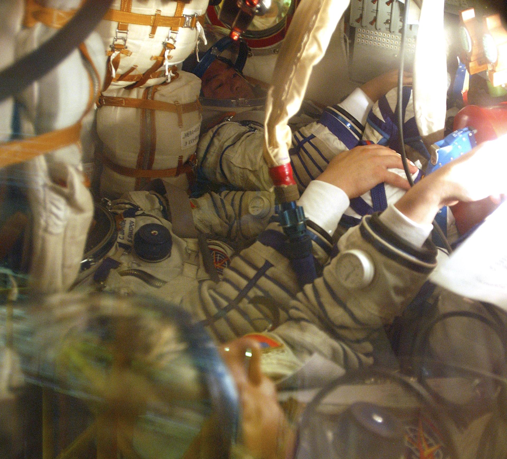 Expedition 10 Preflight