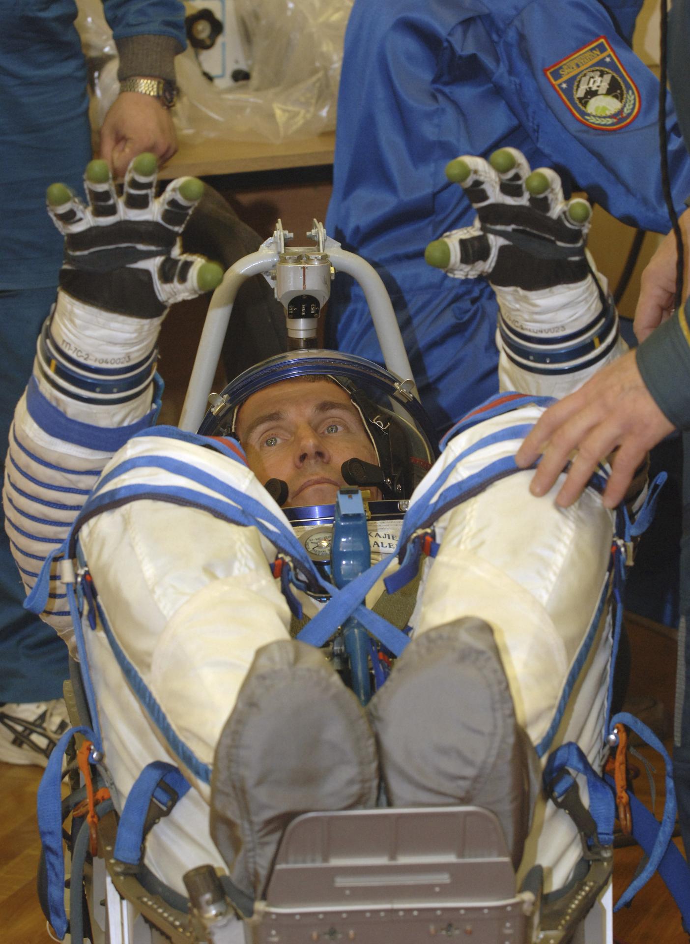 Expedition 11 Launch Day