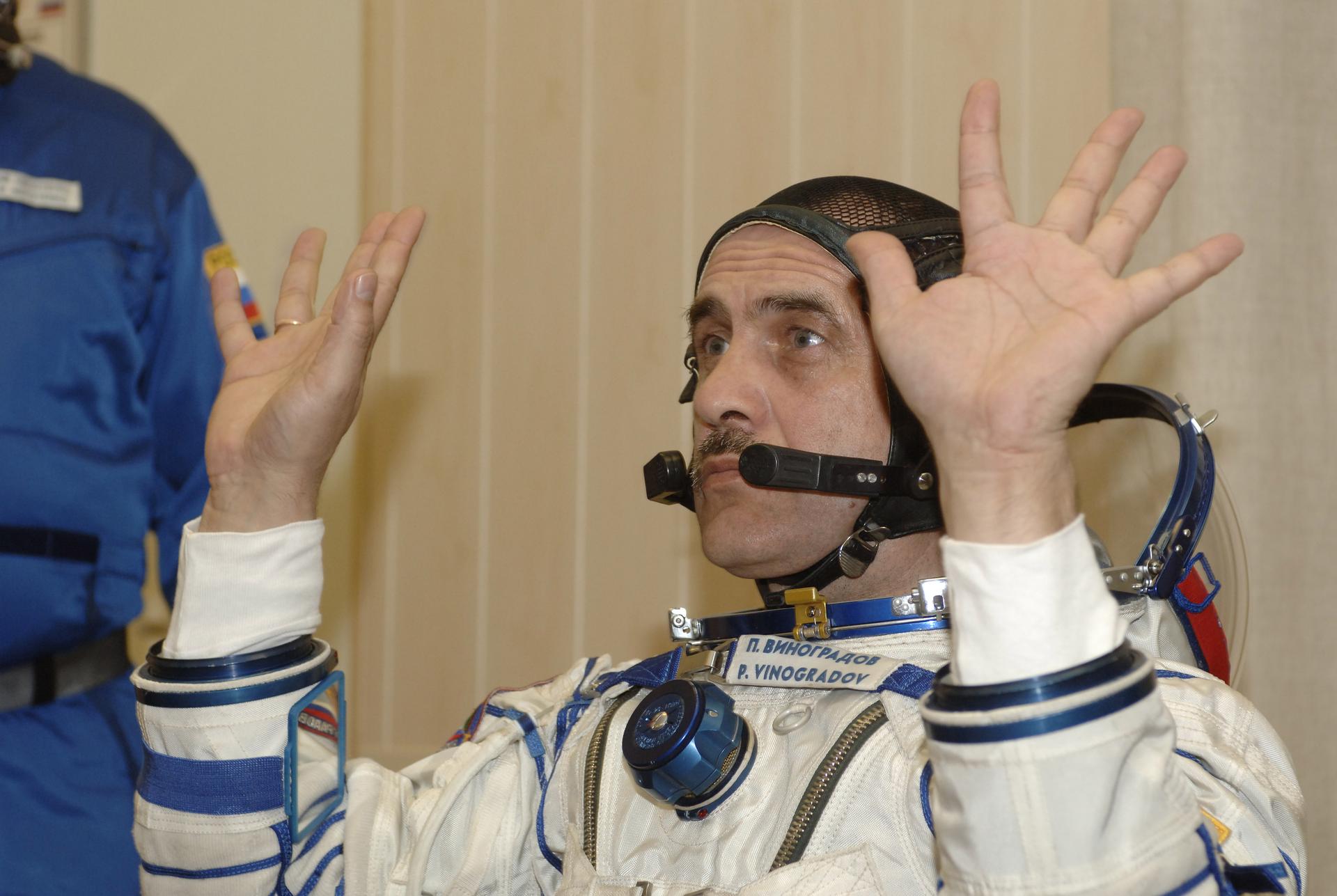 Expedition 13 Preflight