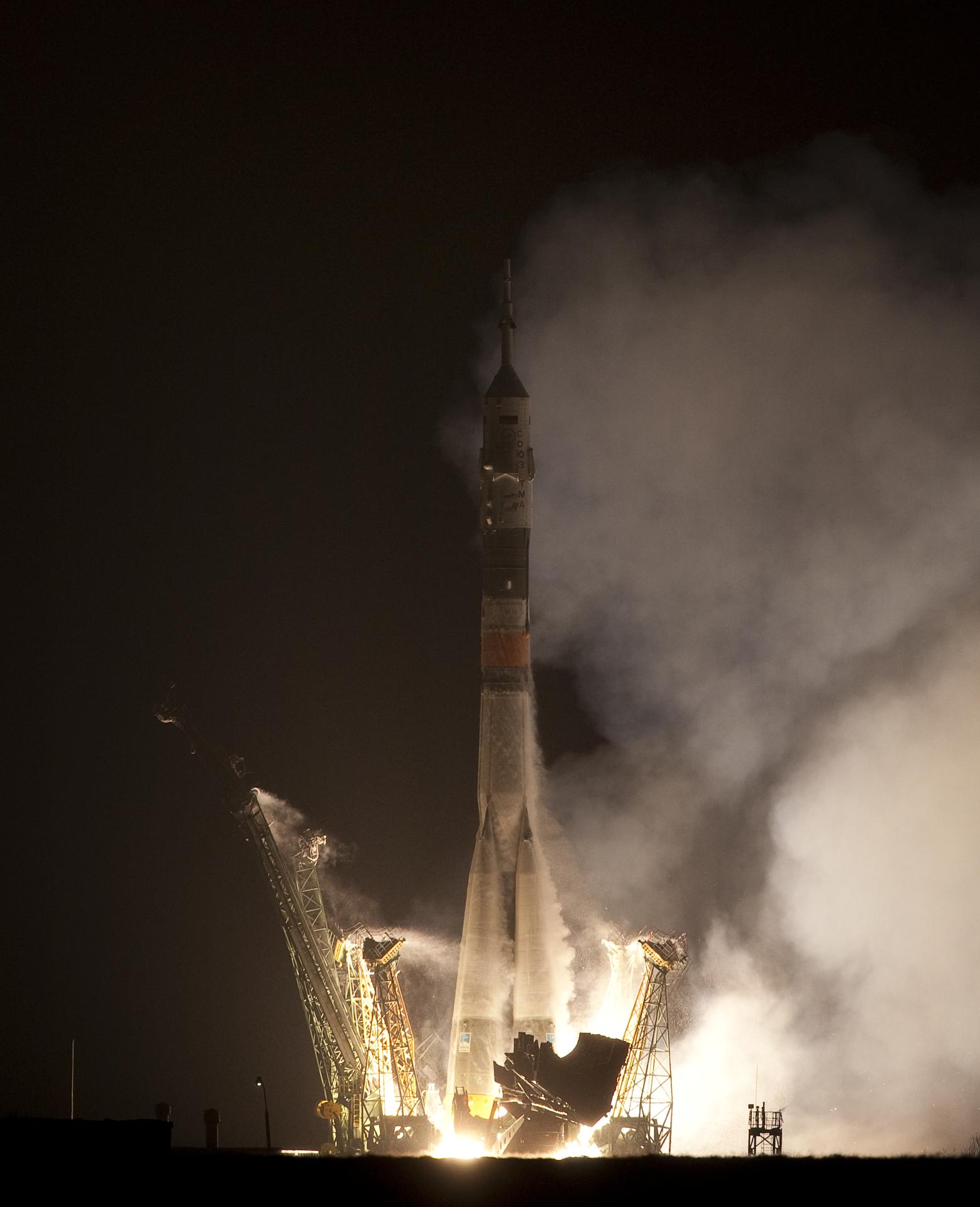 Expedition 22 Soyuz TMA-17 Launch