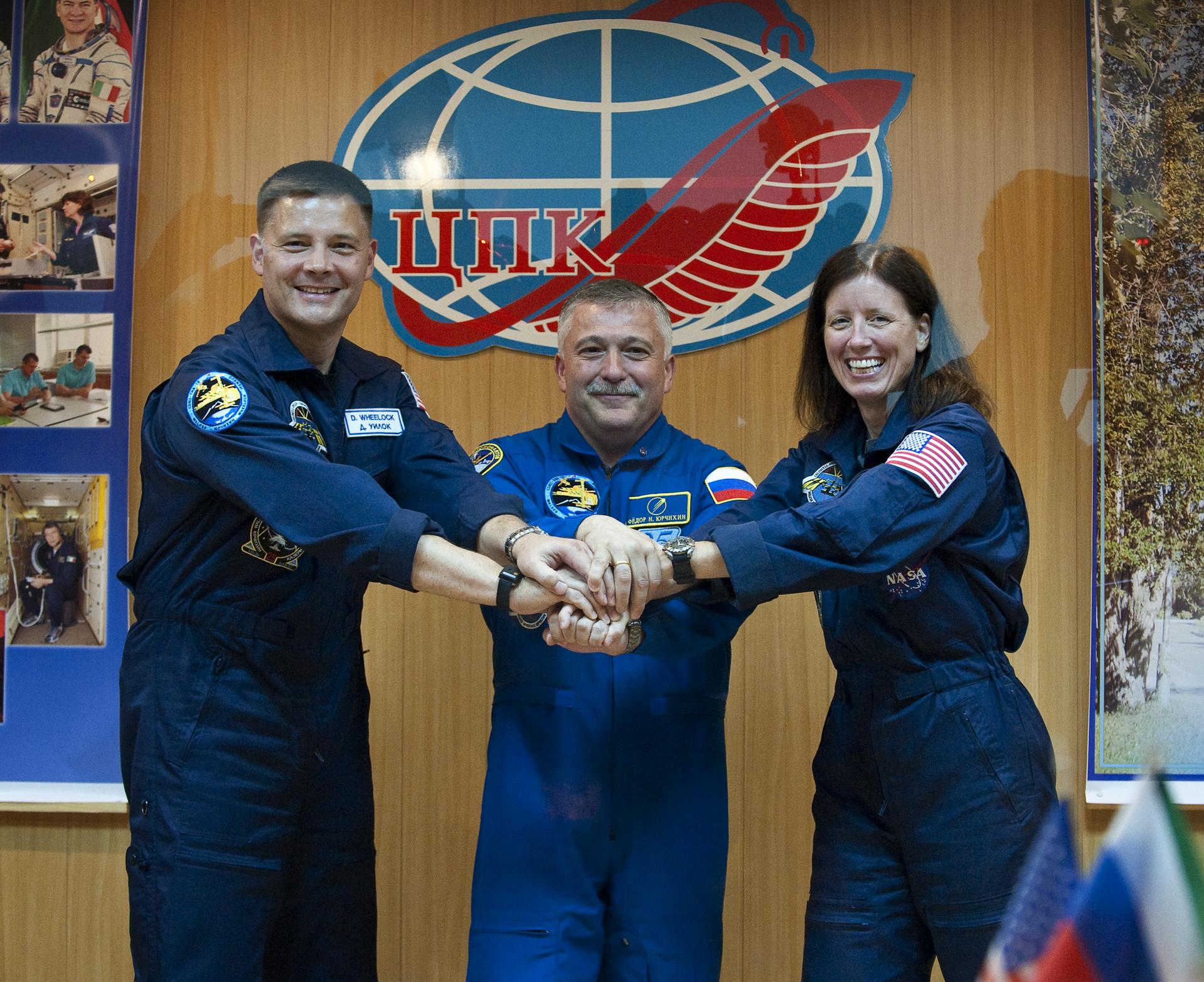 Expedition 24 Prelaunch Press Conference
