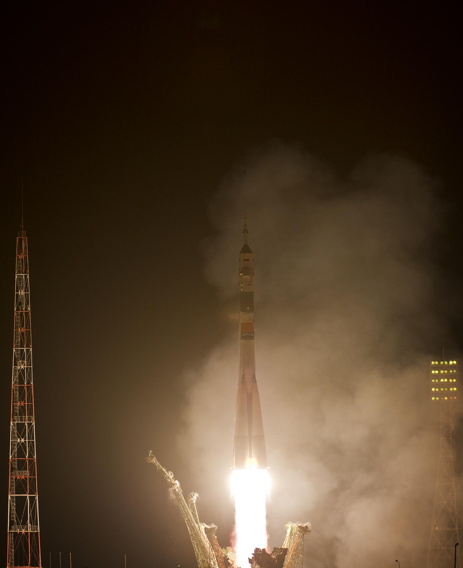 Expedition 26 Soyuz Launch