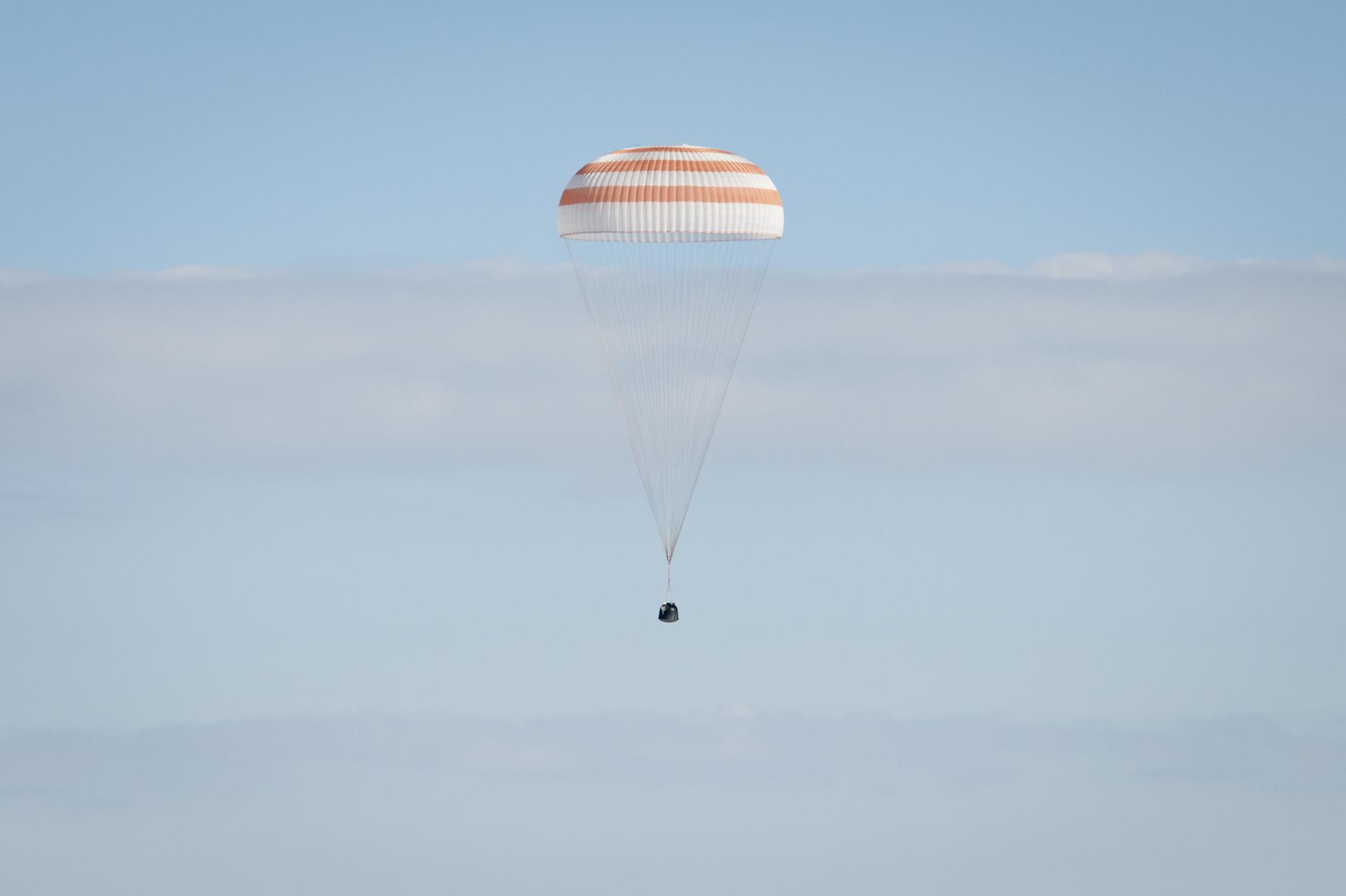 Expedition 27 Landing