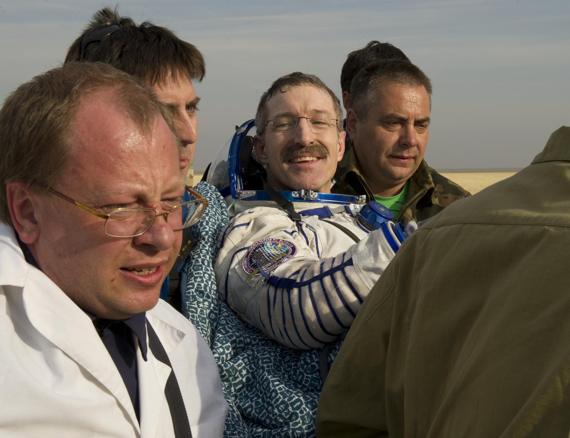 Expedition 31 Landing