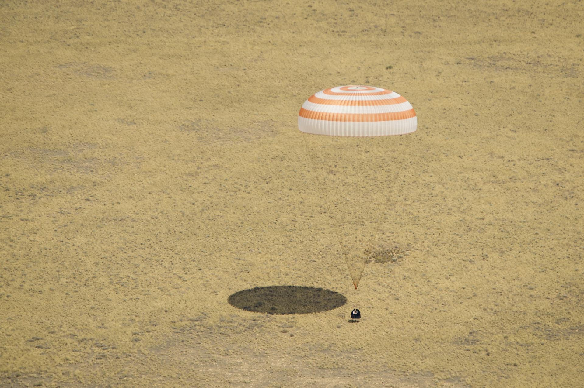 Expedition 31 Landing