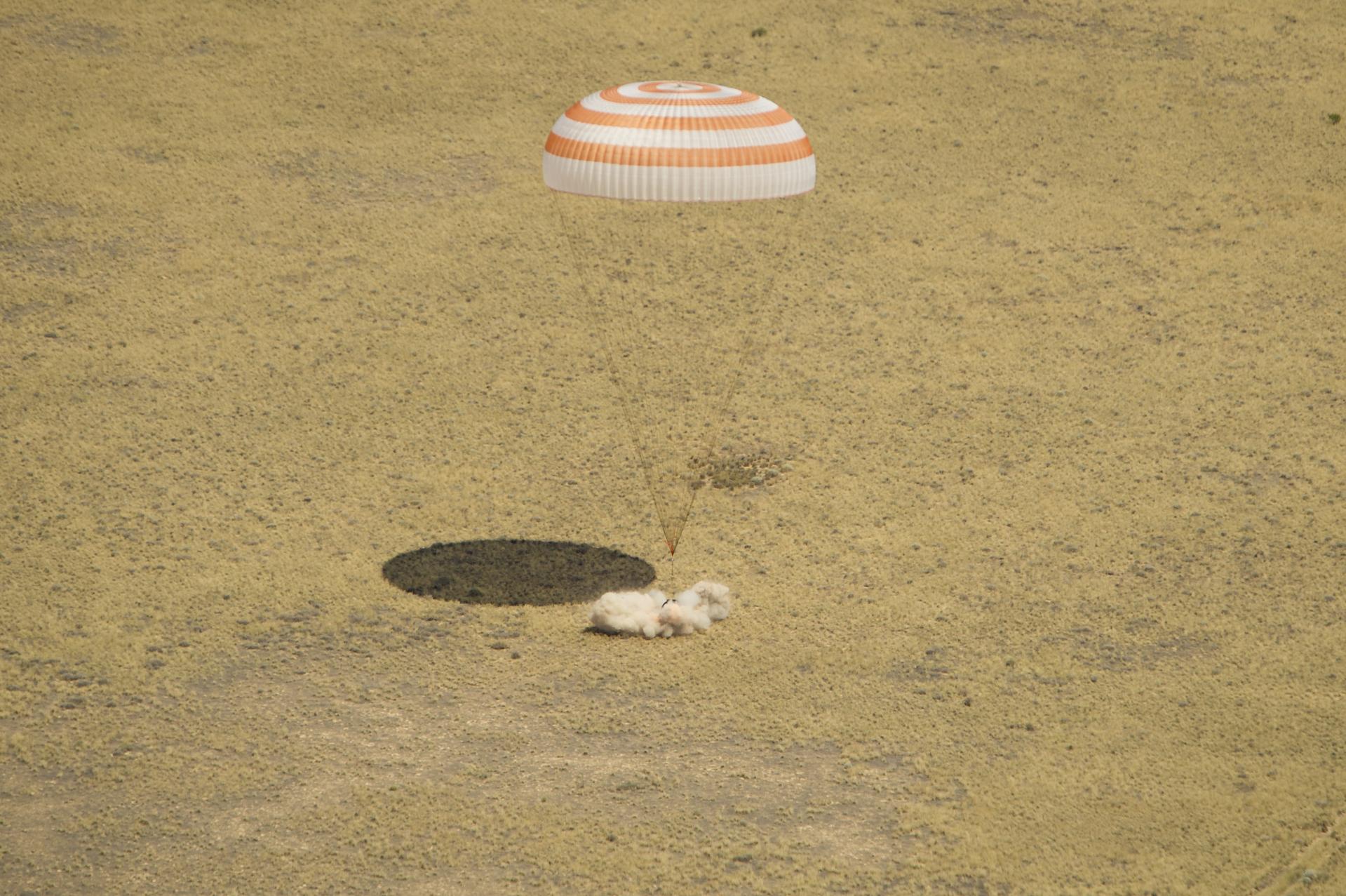 Expedition 31 Landing
