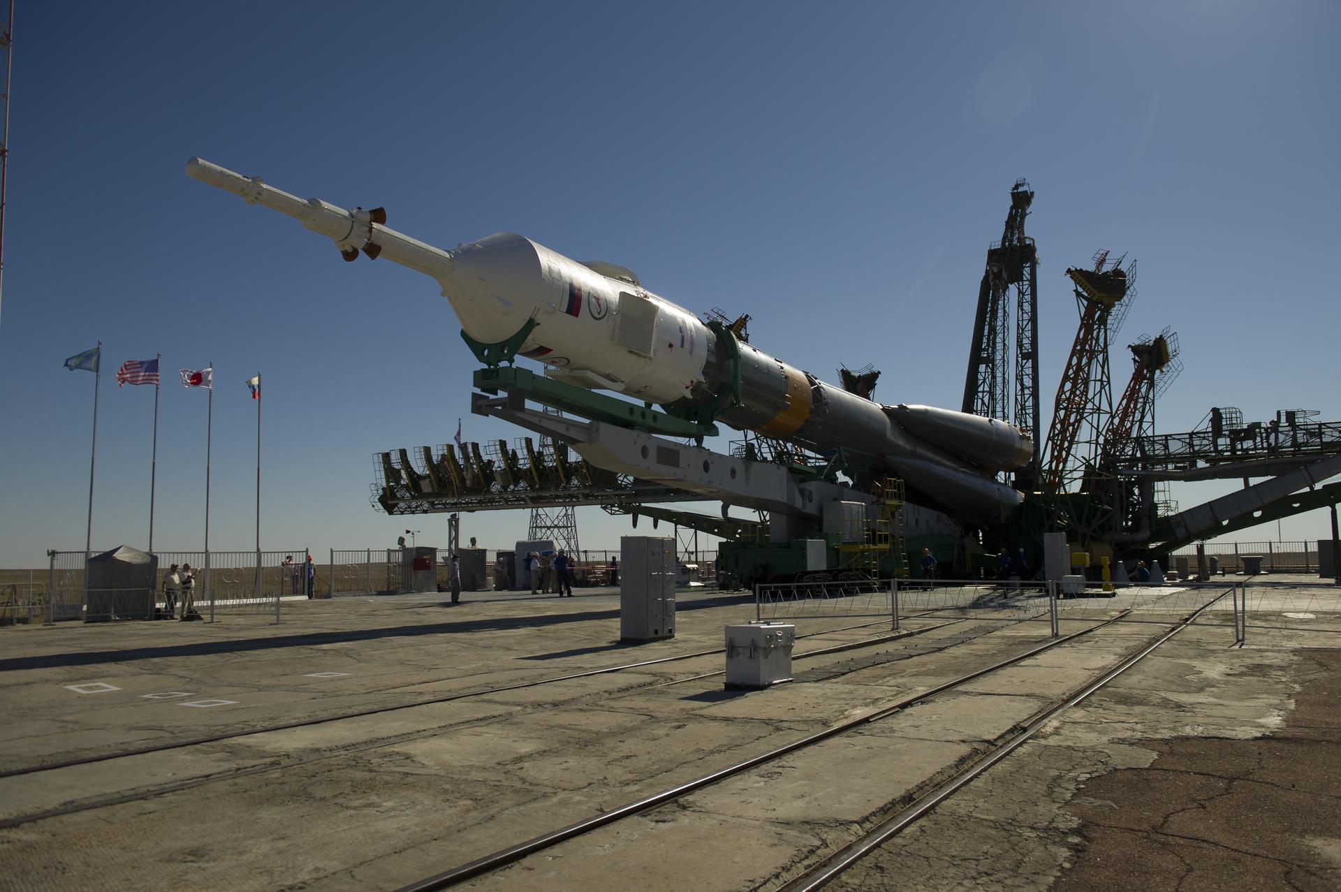 Expedition 32 Soyuz Rocket Rollout