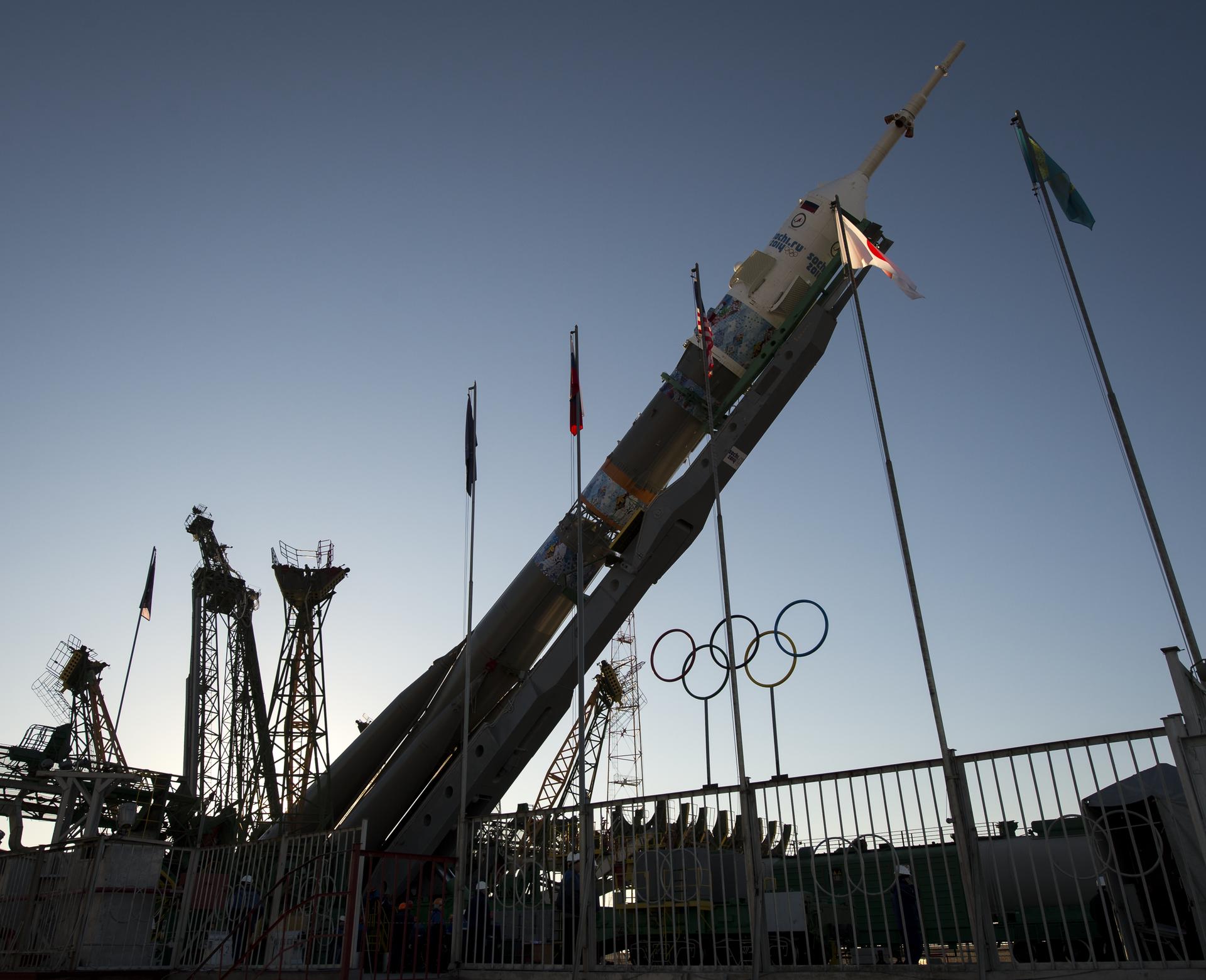 Expedition 38 Soyuz Rollout