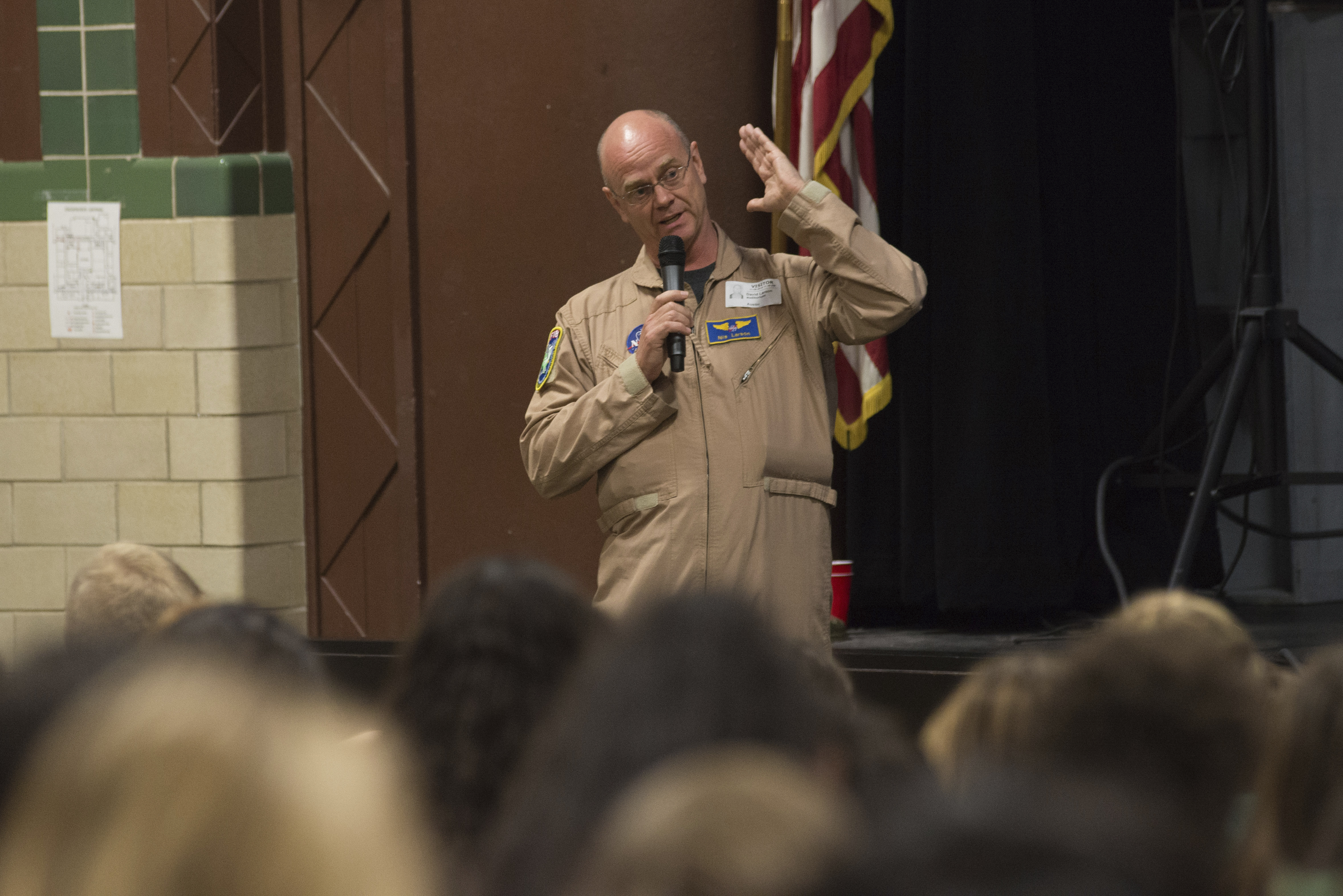 NASA QSF18 Team Presents to Austin Middle School