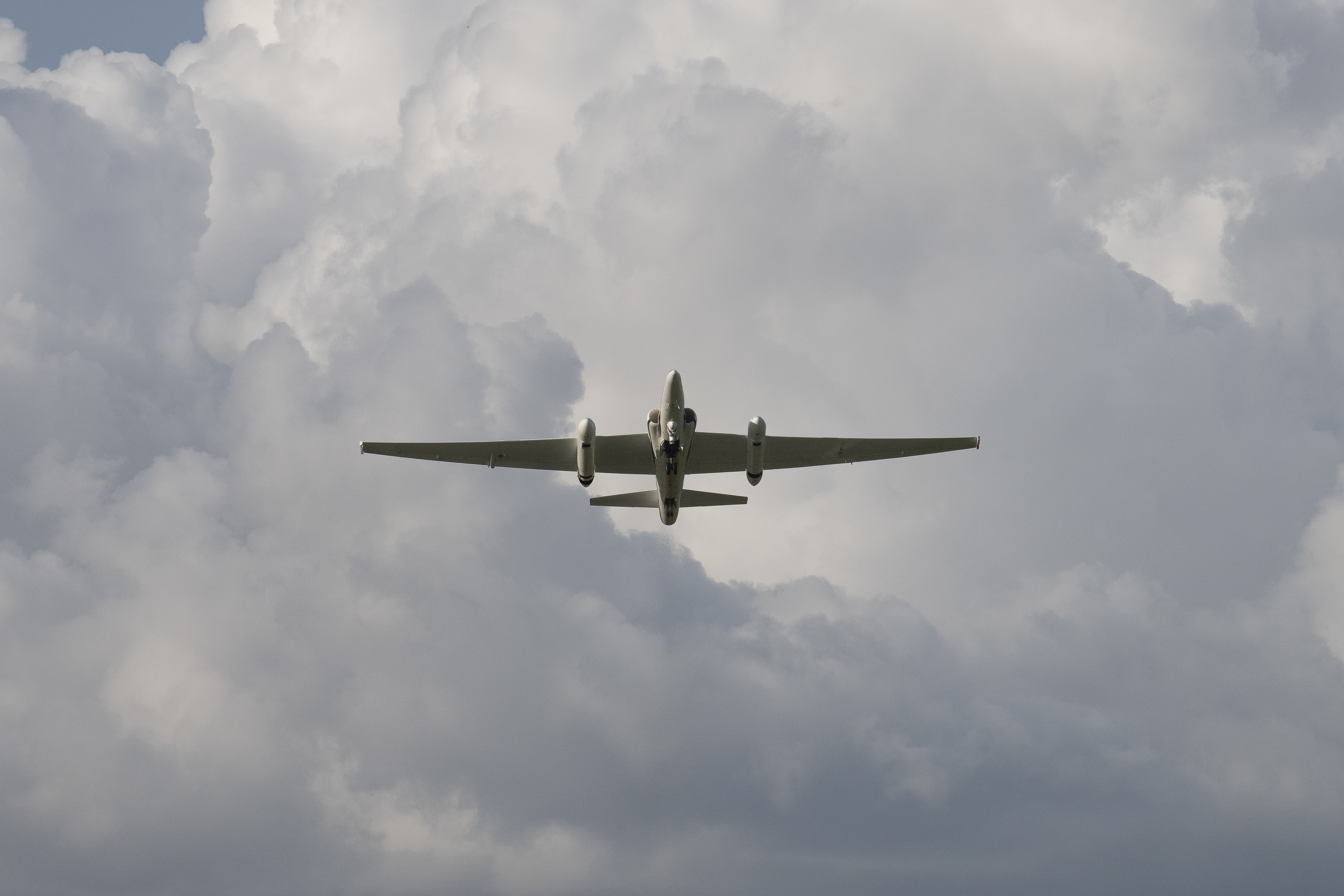 NASA’s ER-2 aircraft flies high for ALOFT mission