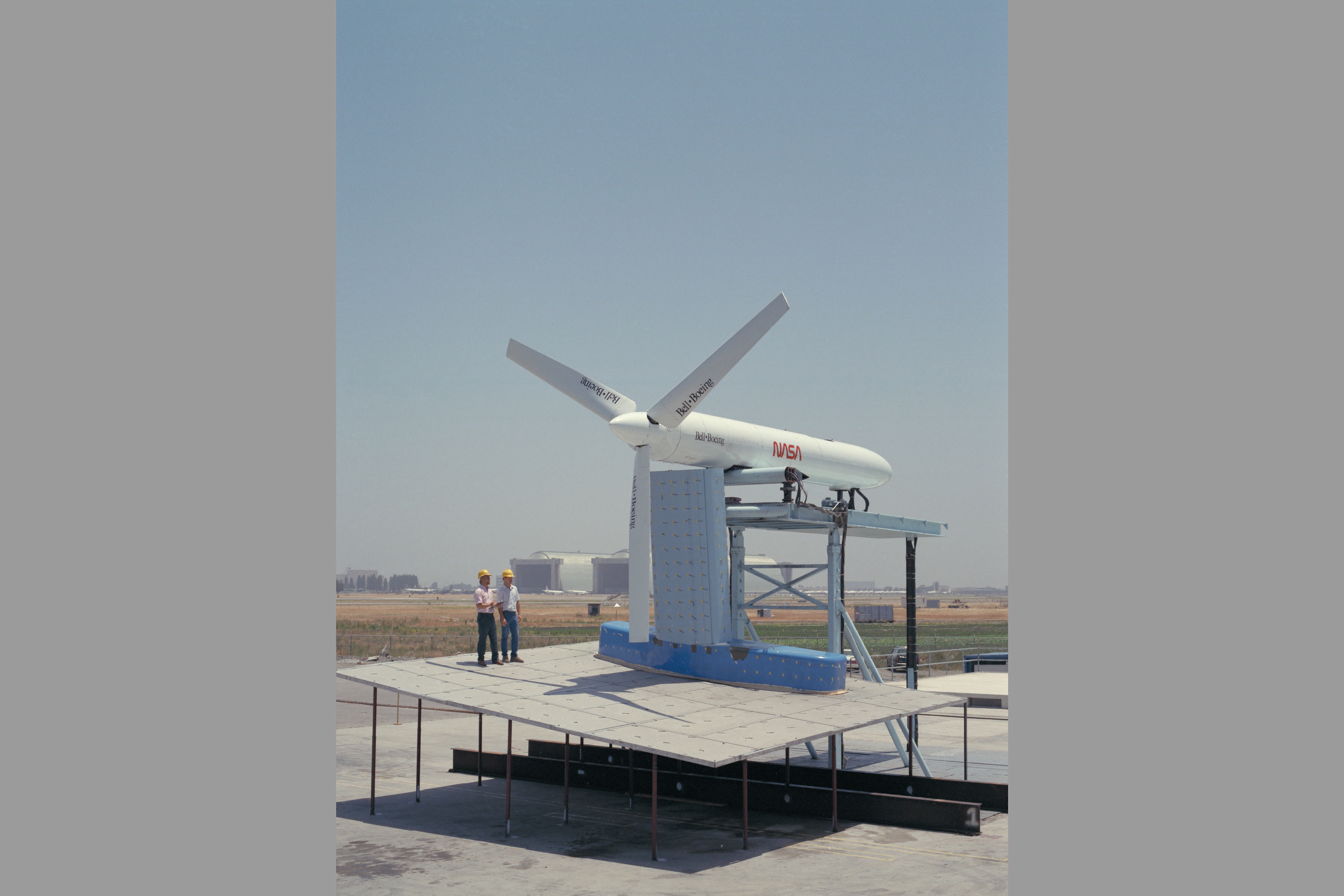 ARC-1976-AC84-0176-21