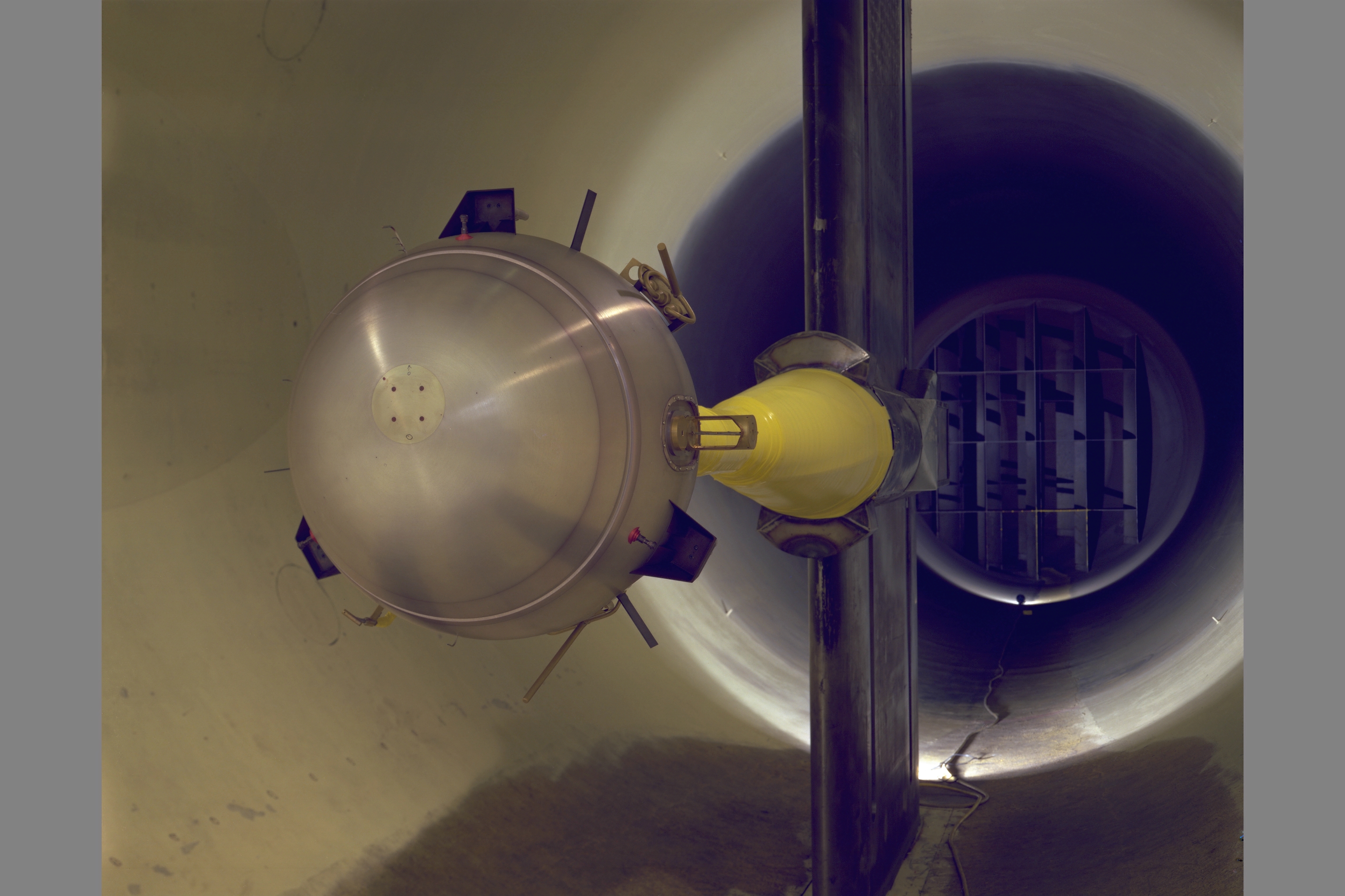 ARC-1981-AC81-0483-1