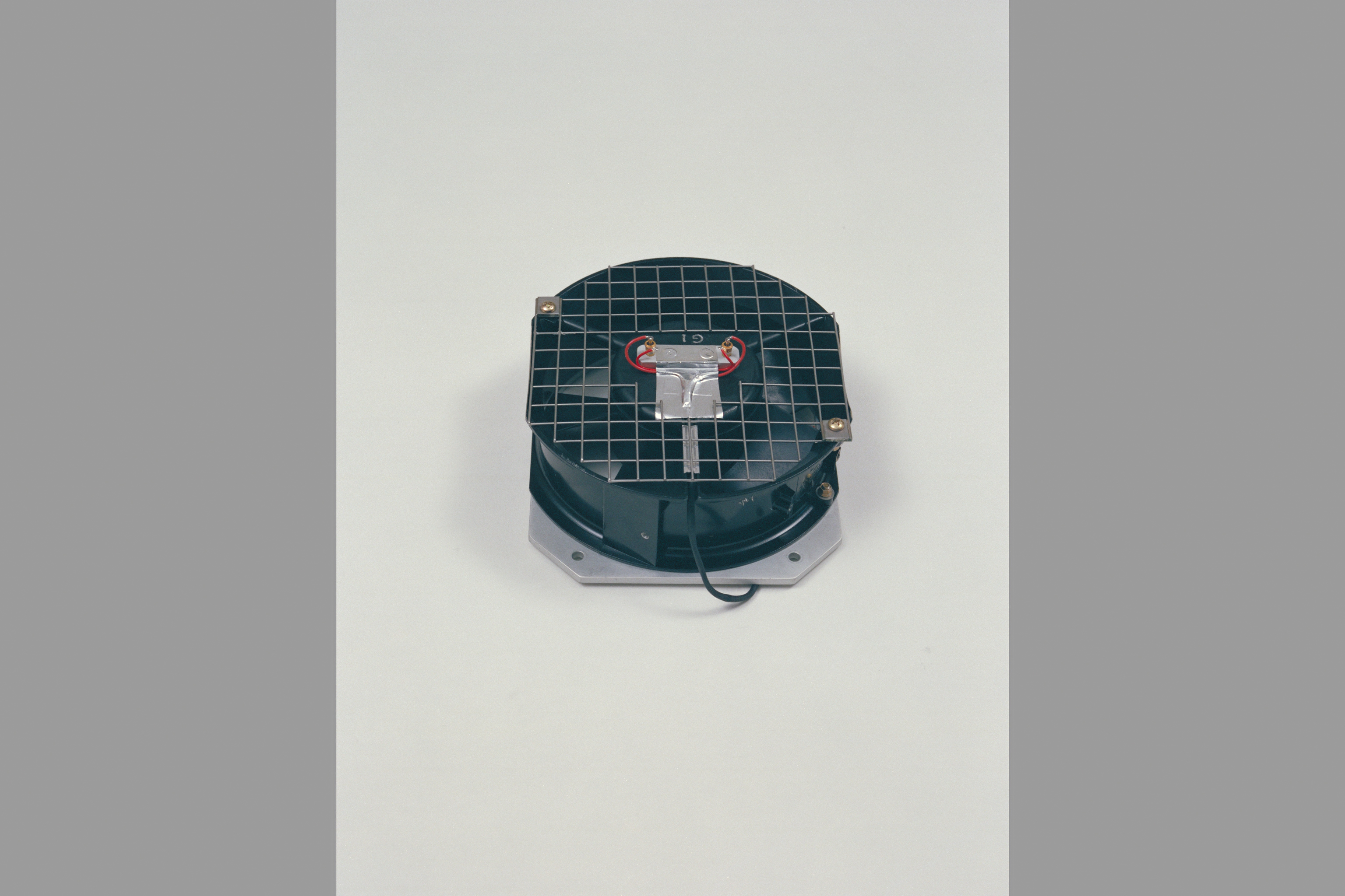 ARC-1989-AC89-0057-7