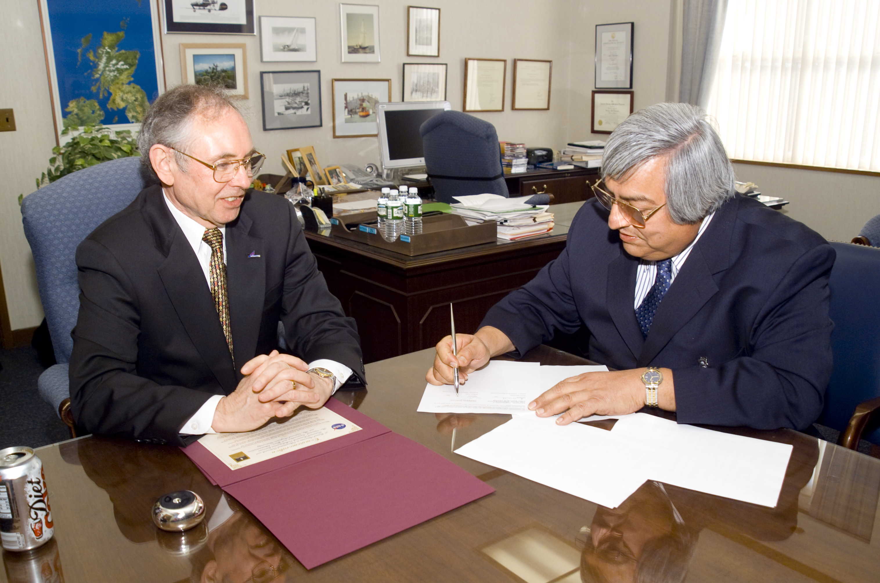 ARC-2002-ACD02-0015-075