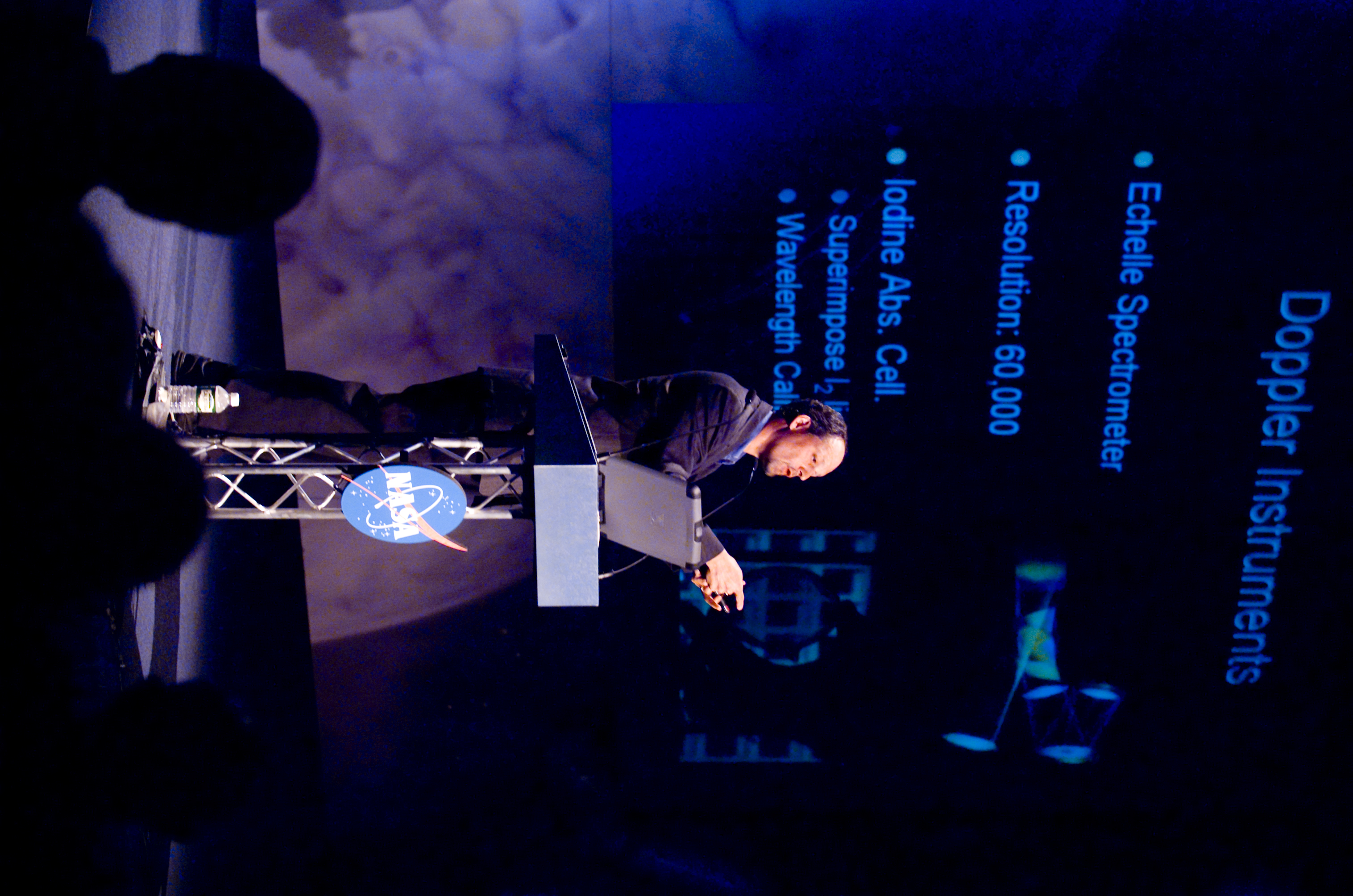 ARC-2002-ACD02-0073-104