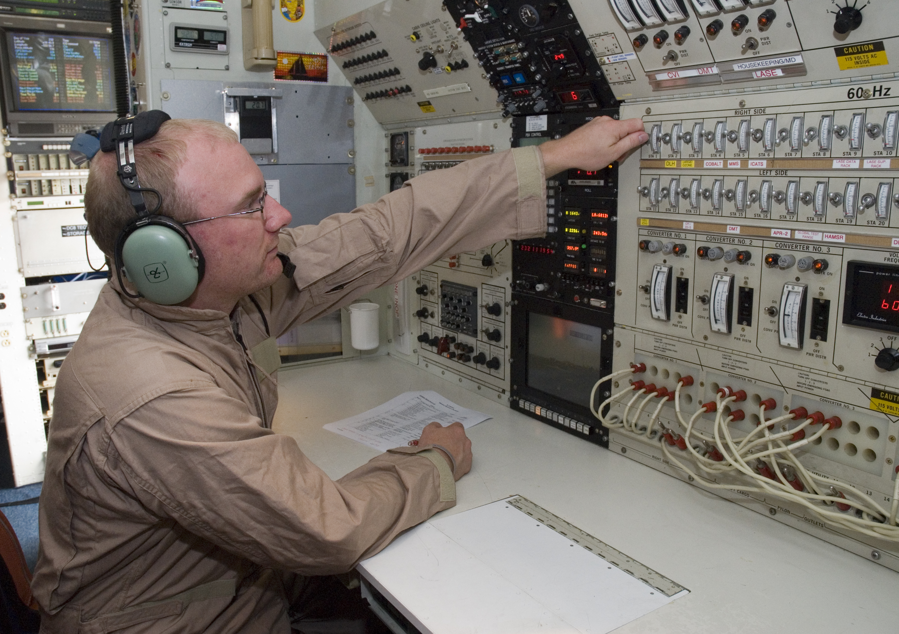 ARC-2006-ACD06-0134-117