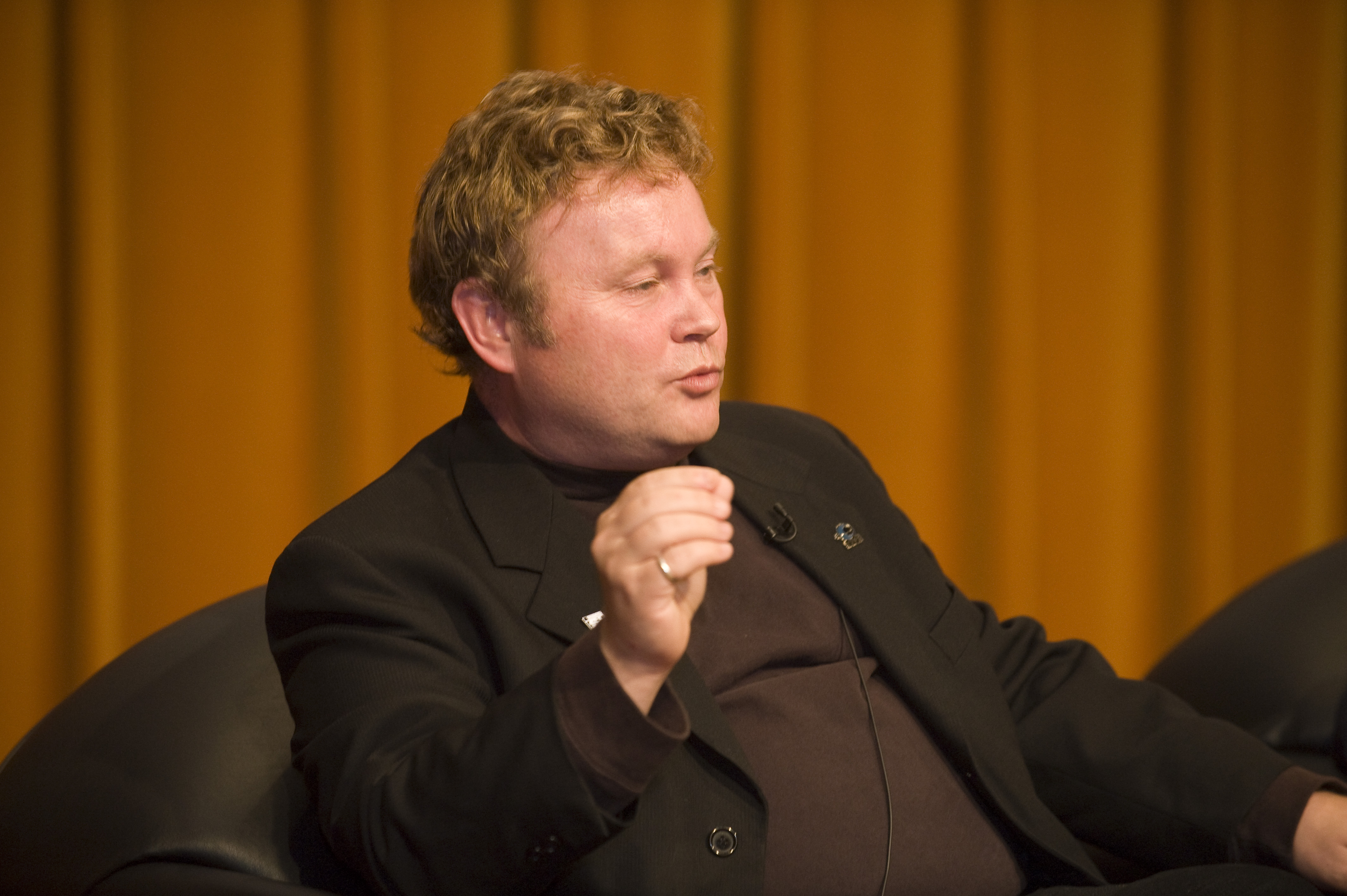 ARC-2008-ACD08-0215-044