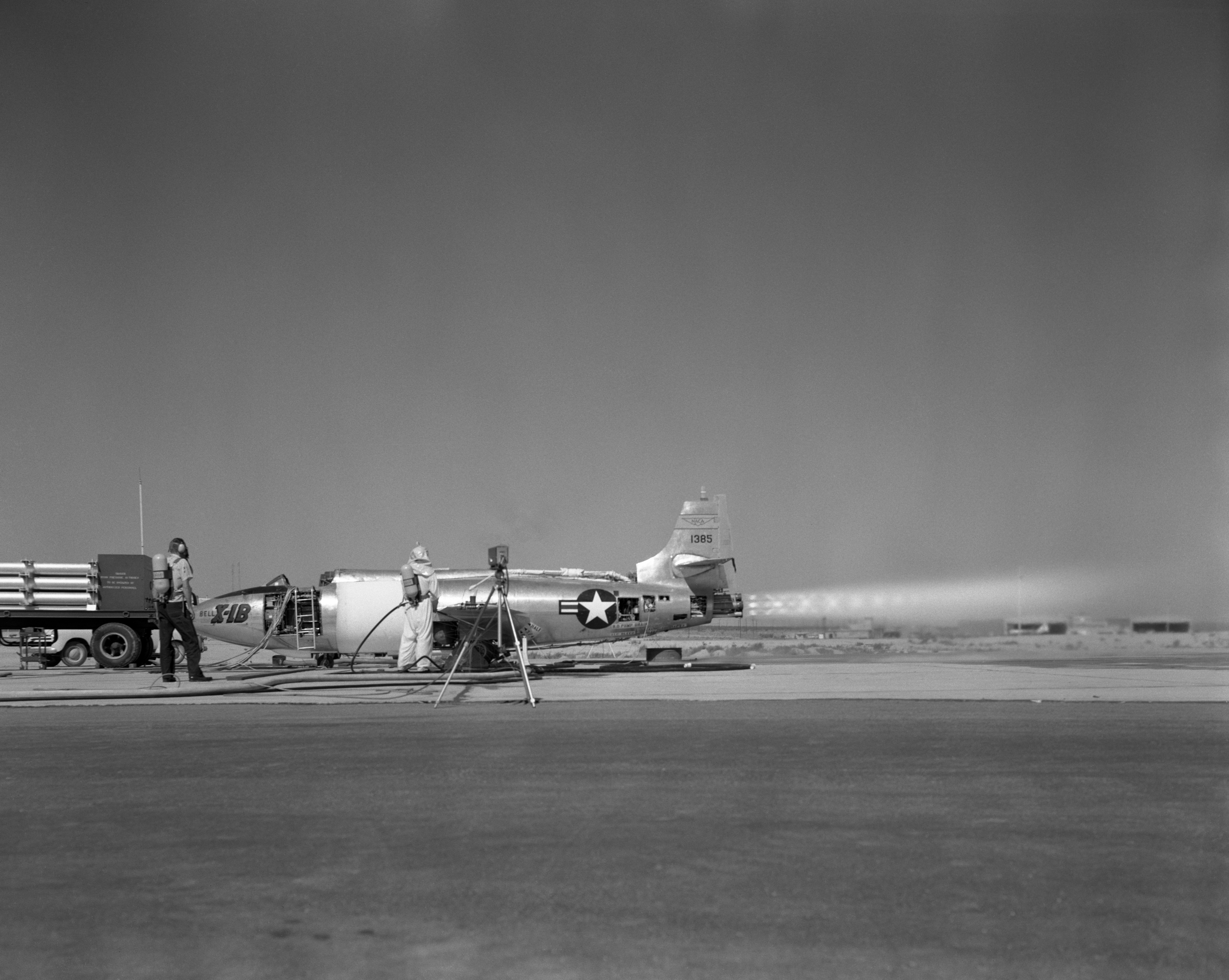 X-1B engine run on Air Force thrust stand