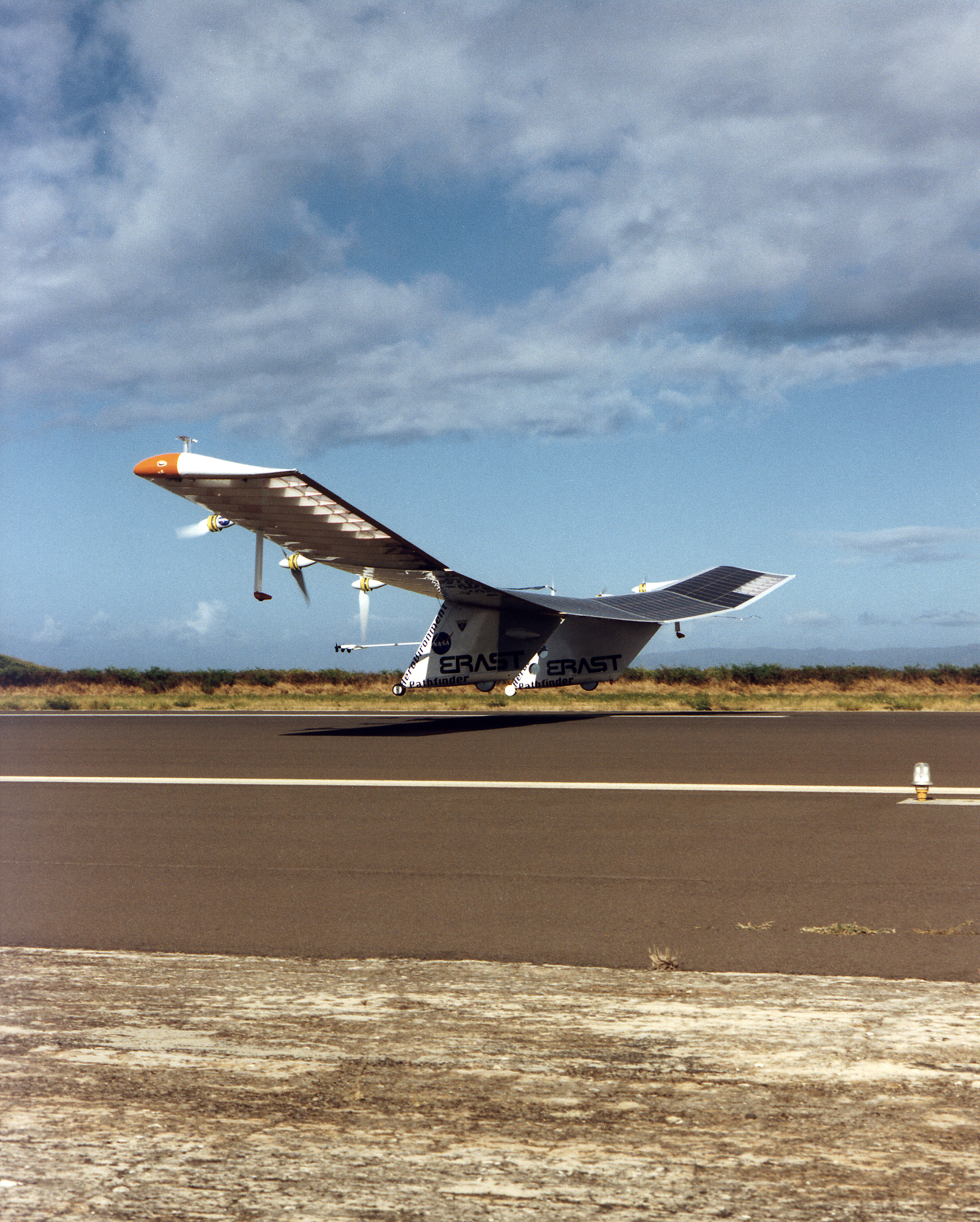 Pathfinder aircraft liftoff on altitude record setting flight of 71,500 feet
