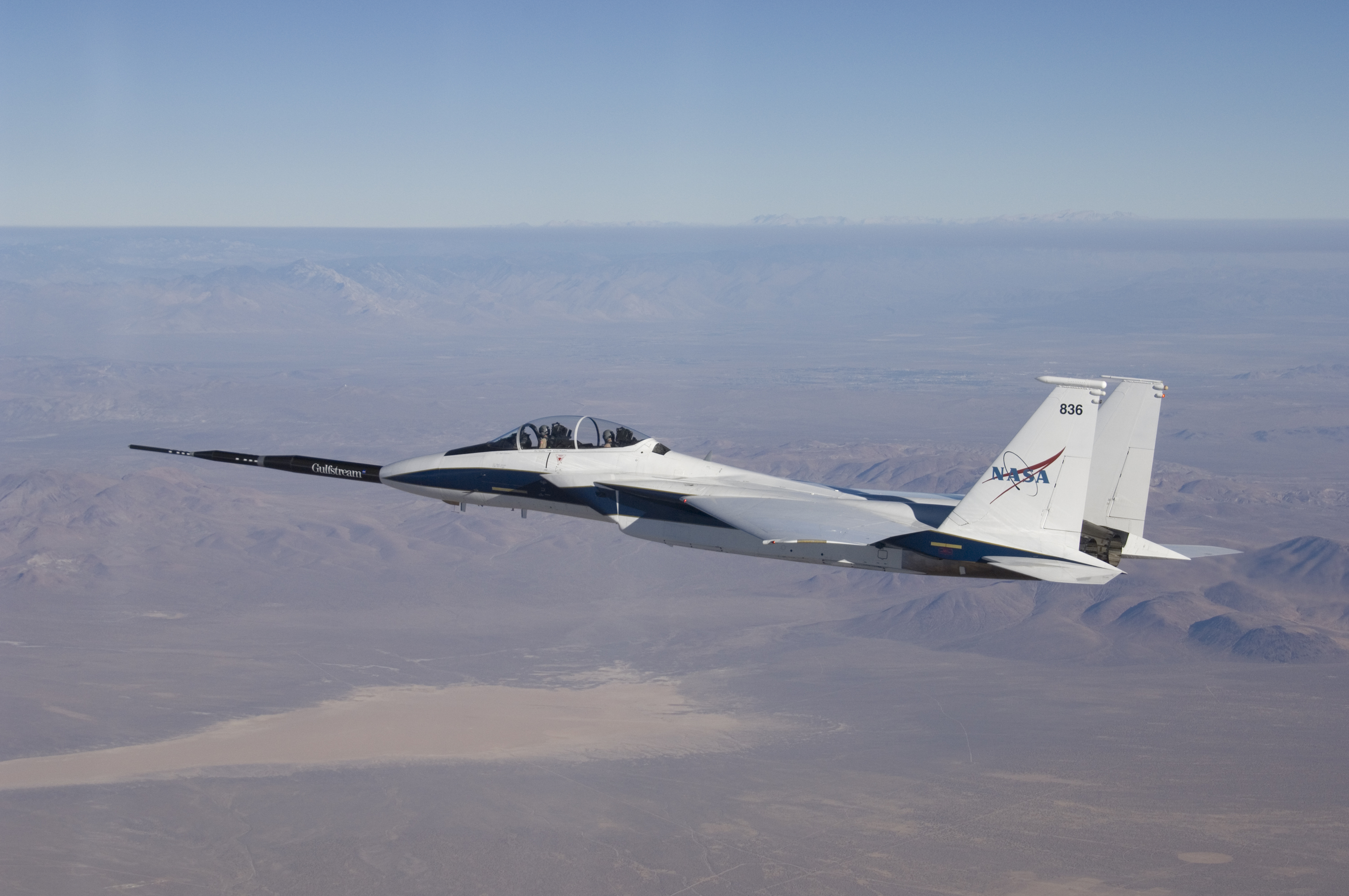 NASA F-15B #836 in flight with Quiet Spike attached
