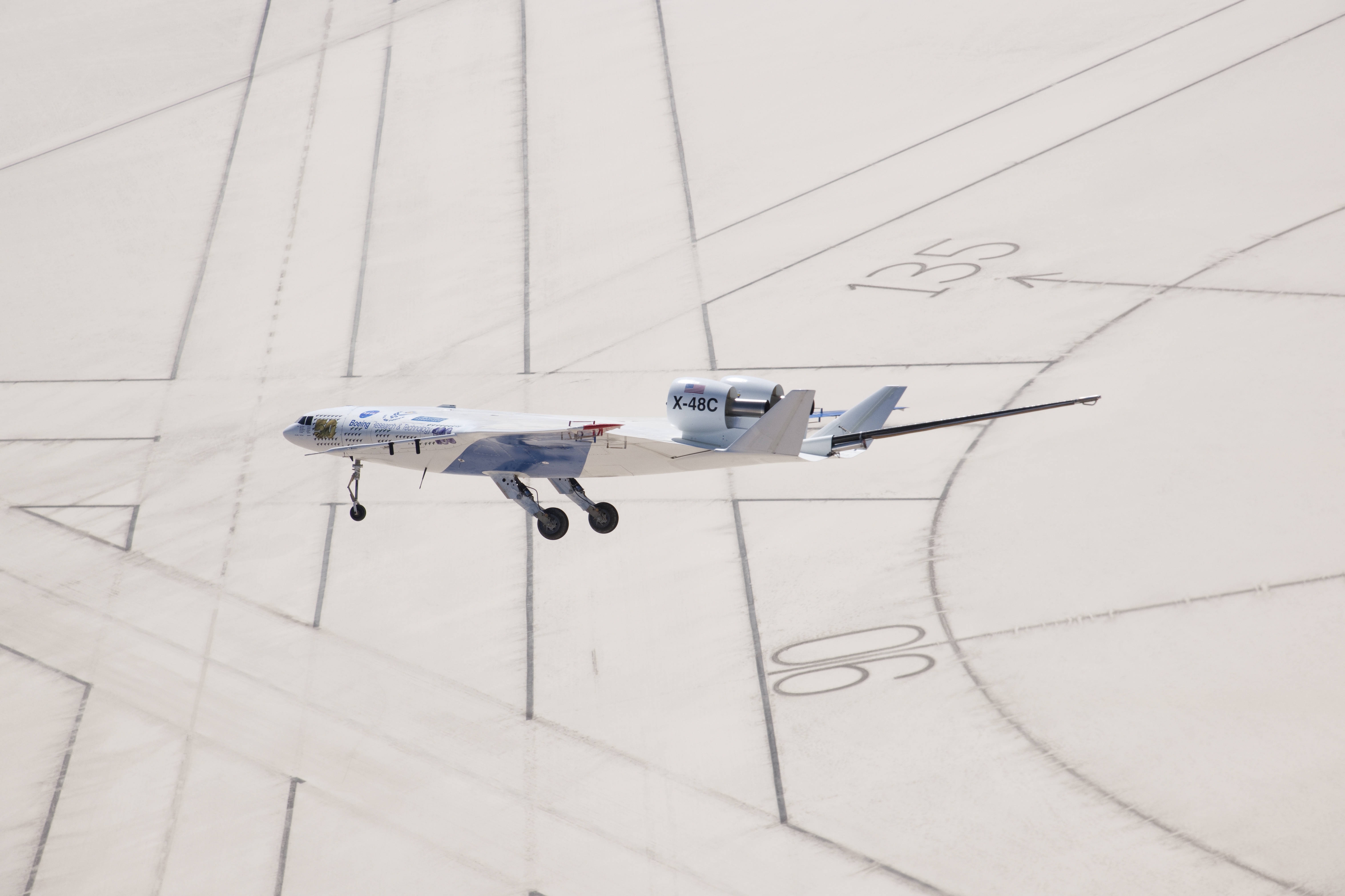 X-48C Flies Over Intersecting Runways