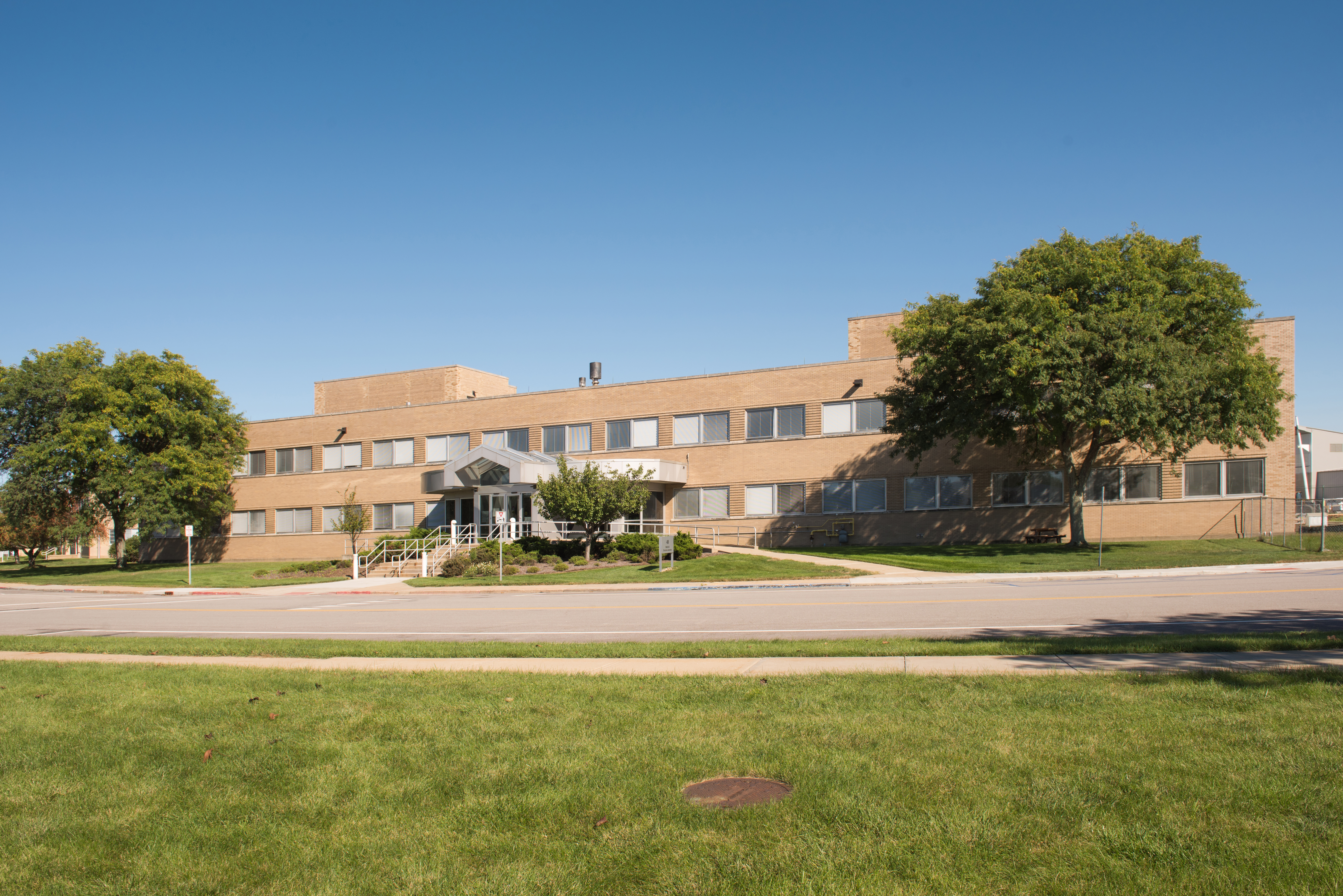 Materials and Structures Laboratory, Building 49