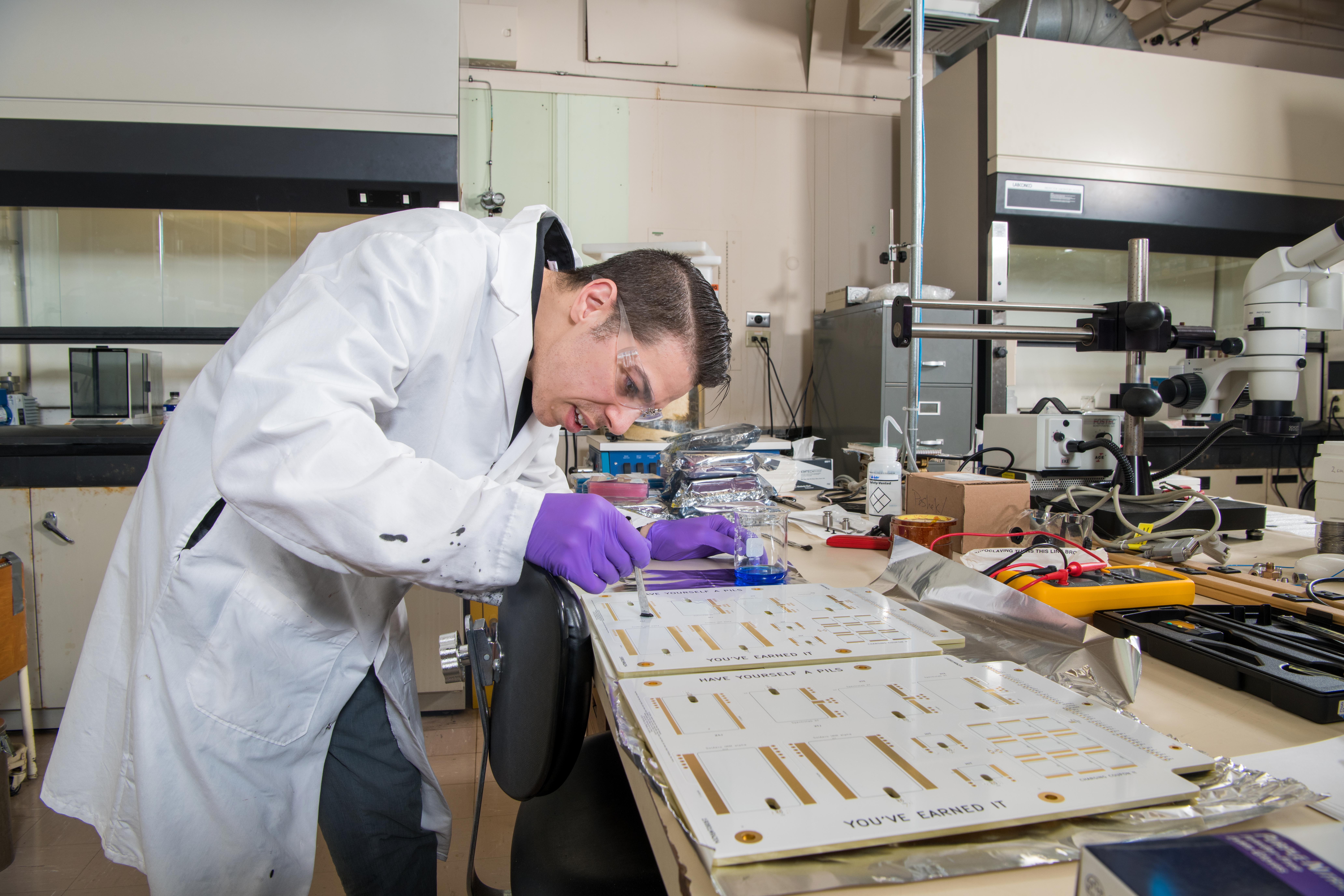 Photovoltaic Investigation on the Lunar Surface – PILS