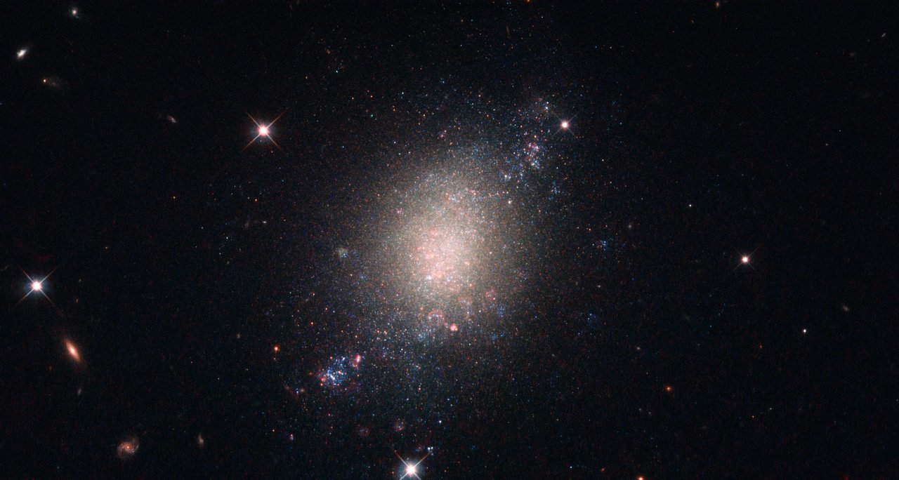 Hubble Scopes Out a Galaxy of Stellar Birth