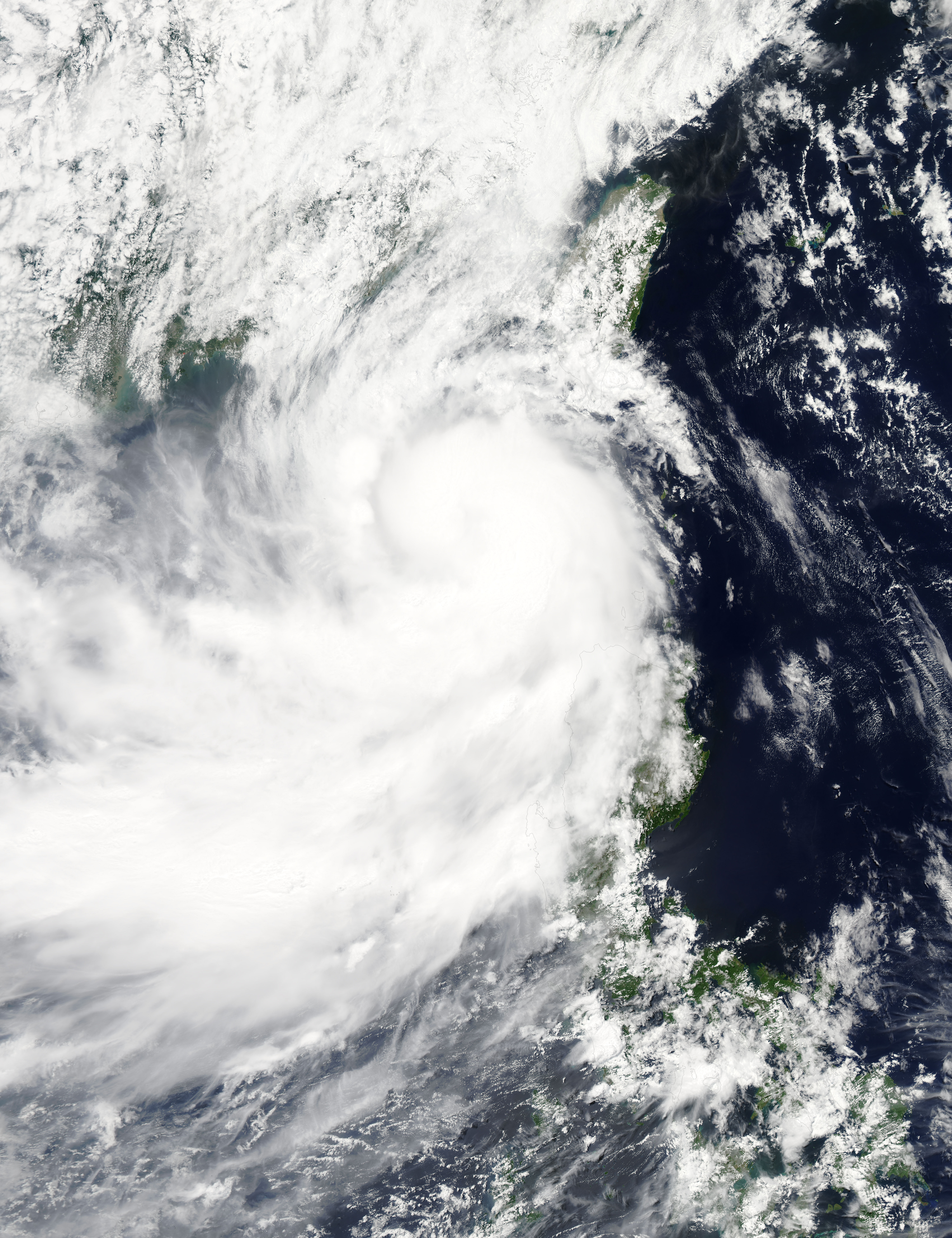 NASA Sees Tropical Storm Linfa Between Taiwan and Northern Philippines