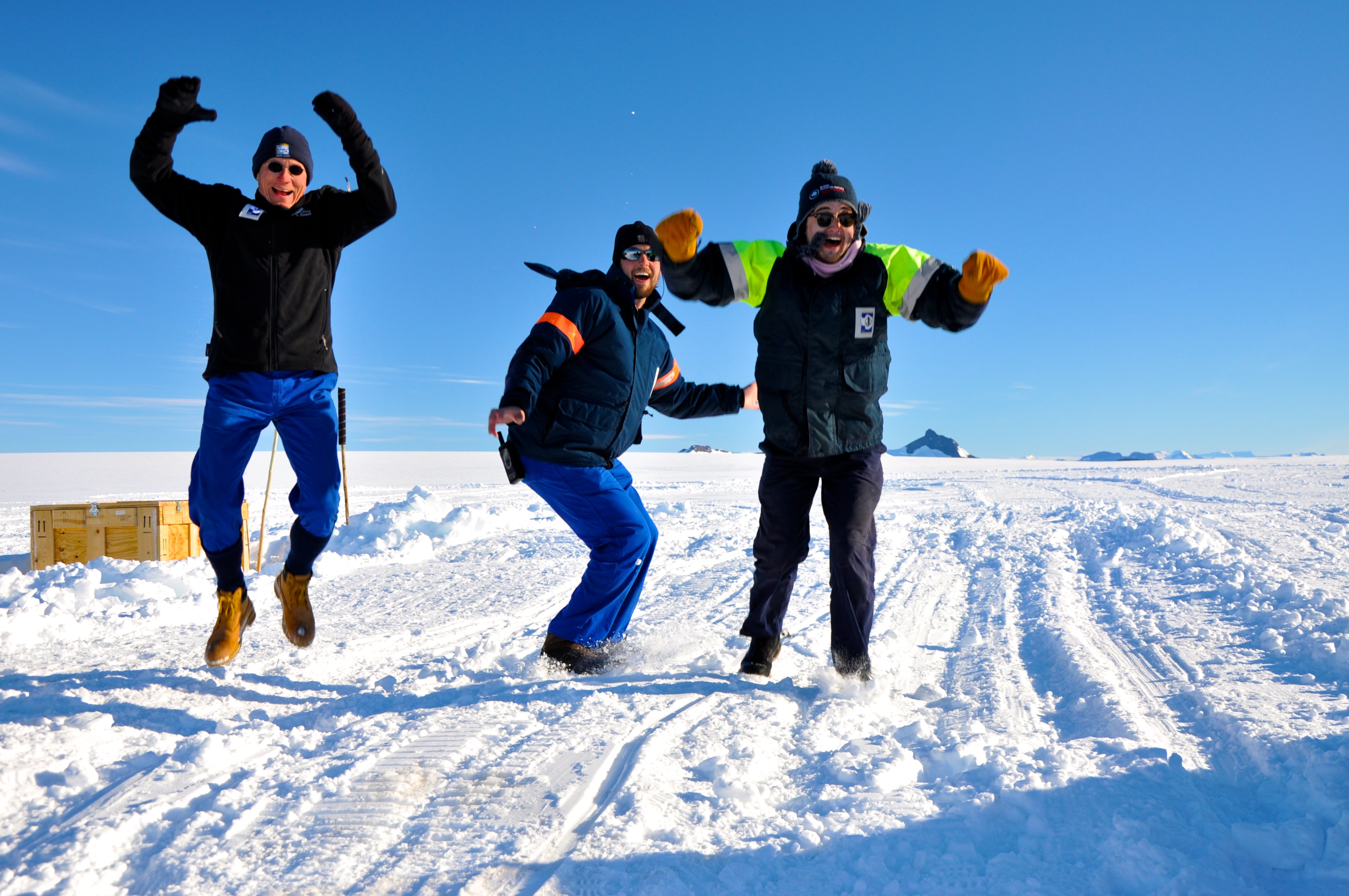 Ballooning in the constant sun of the South Pole summer