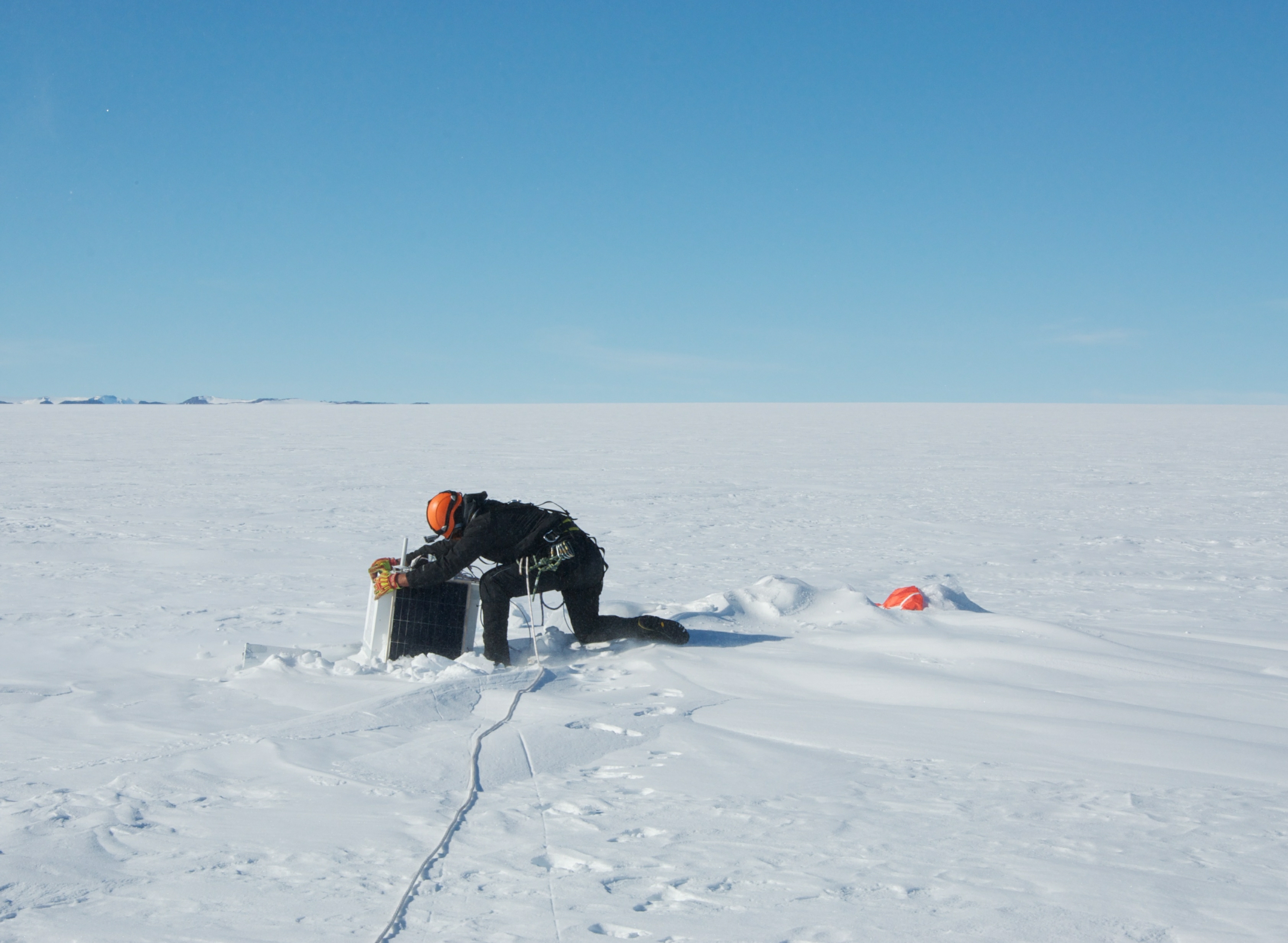 Ballooning in the constant sun of the South Pole summer
