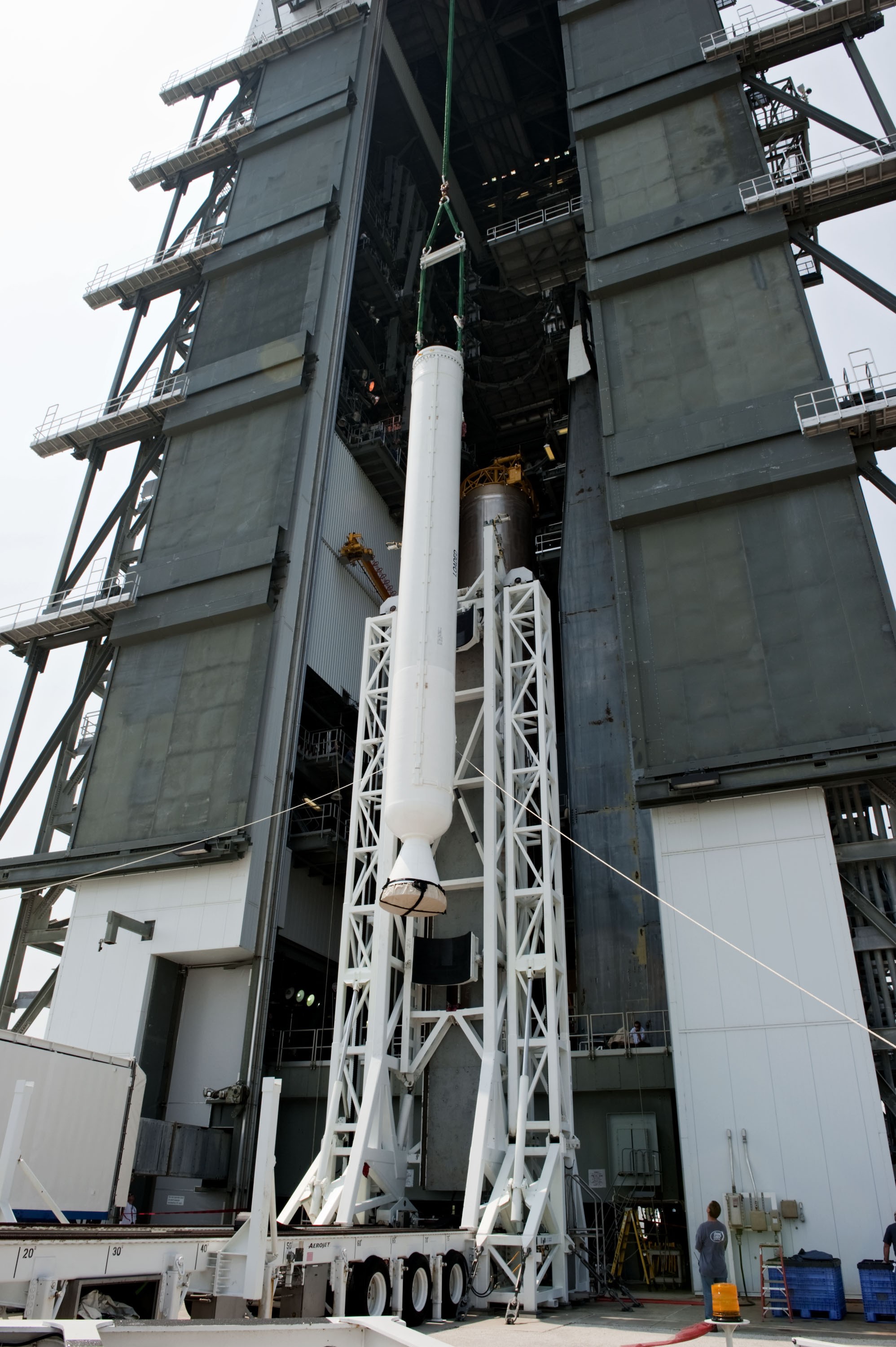 KSC-2011-4747