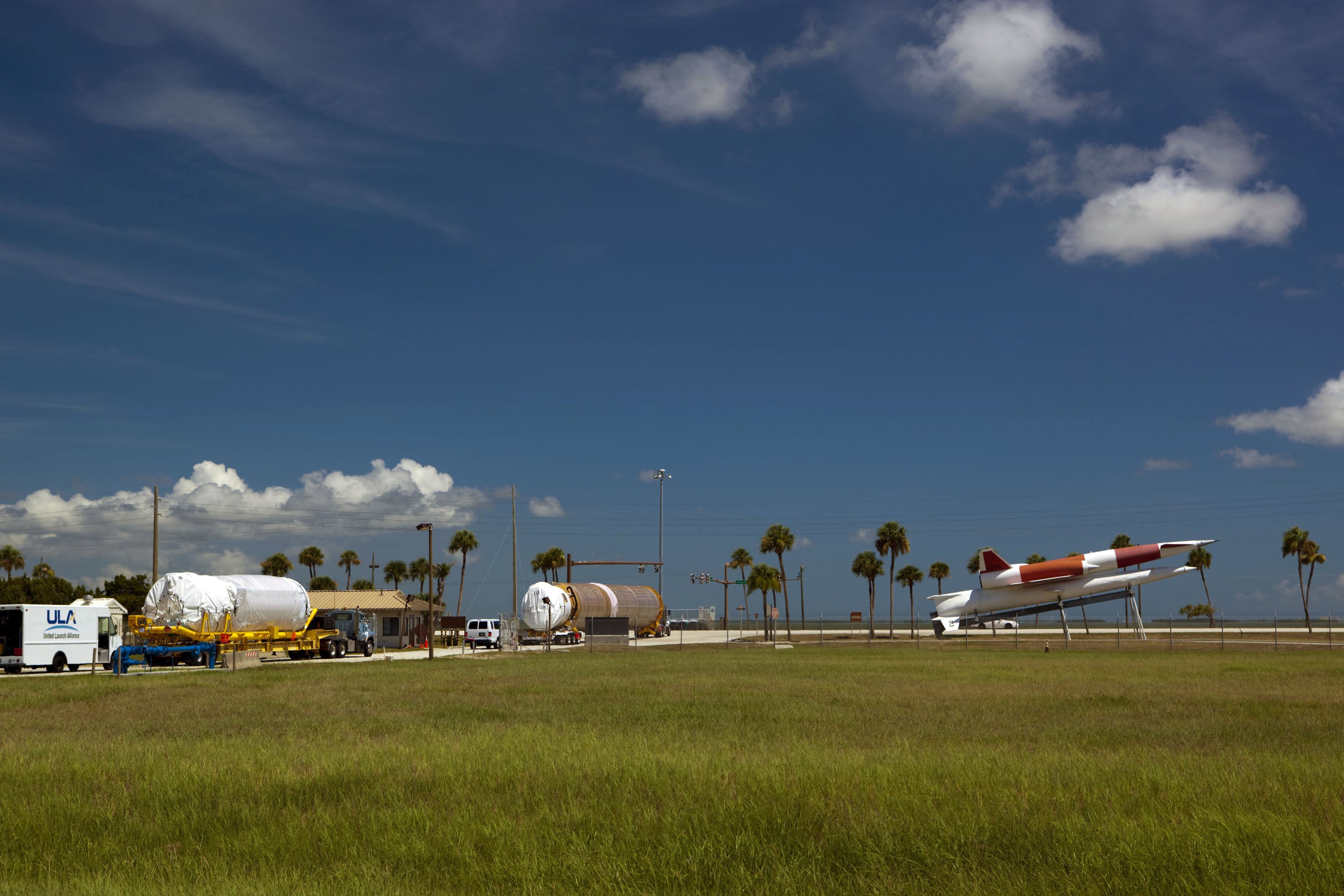 KSC-2011-6068