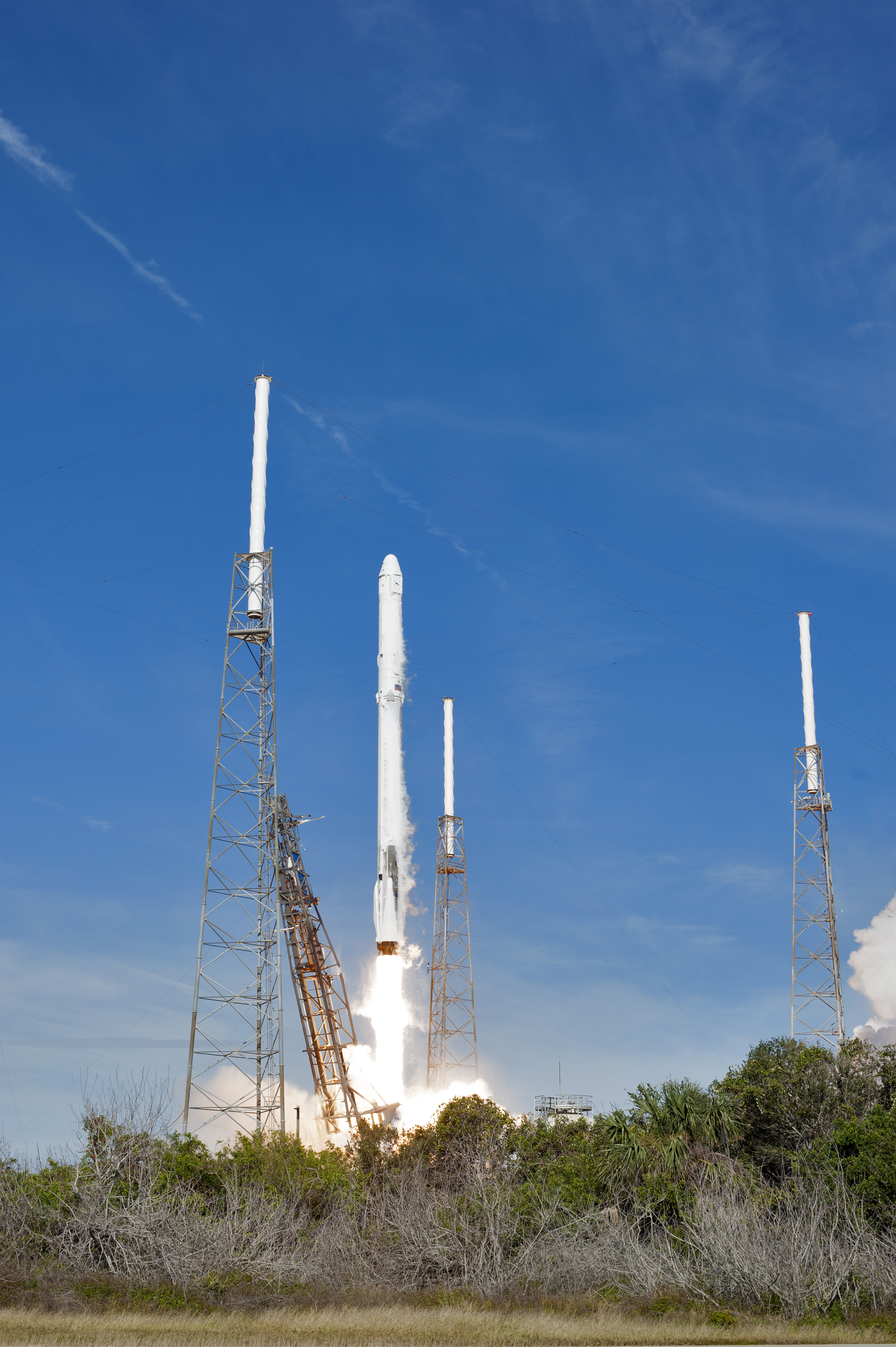 SpaceX CRS-13 Liftoff