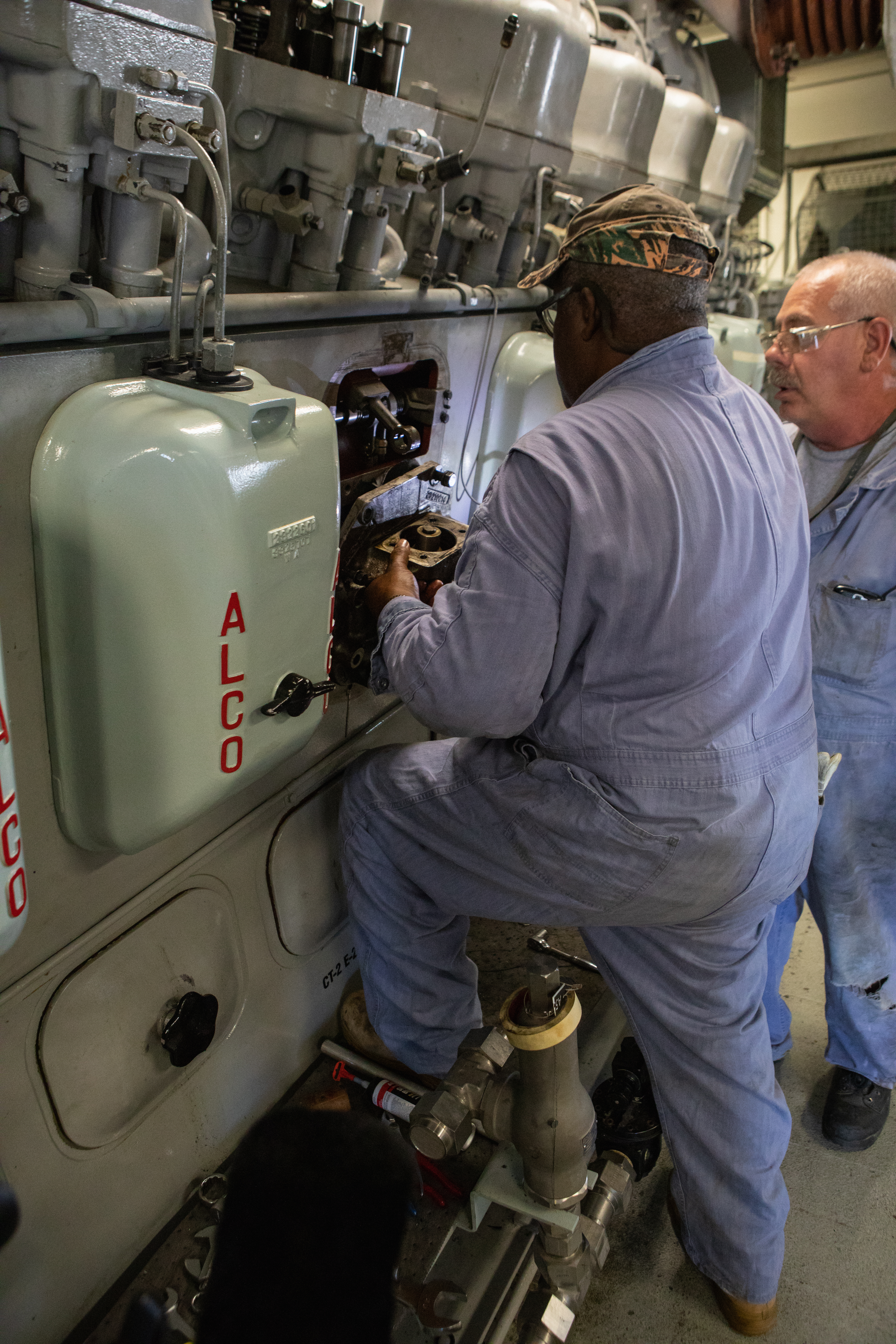 Crawler Engine Maintenance CT-2