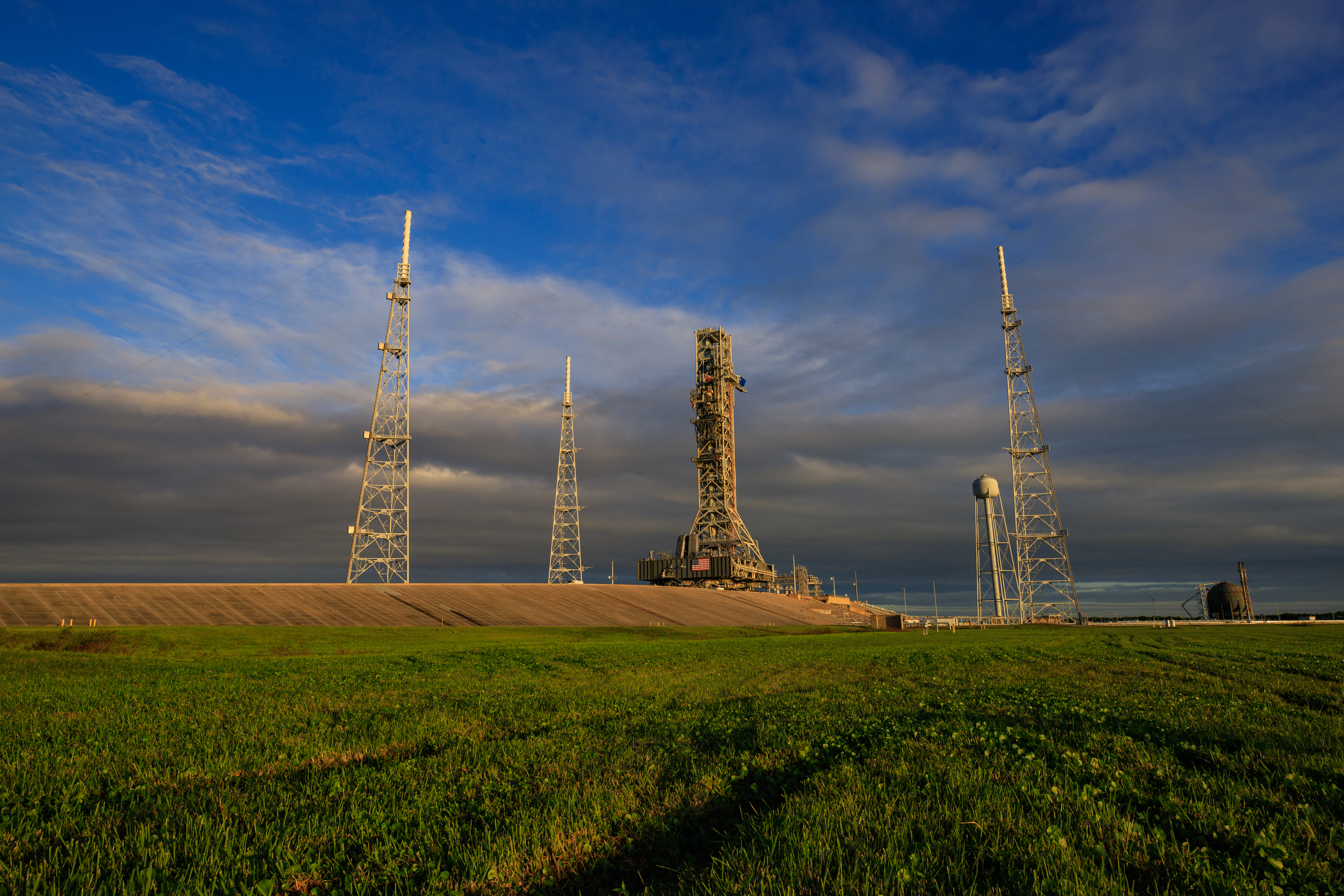 Mobile Launcher Roll Back to the VAB