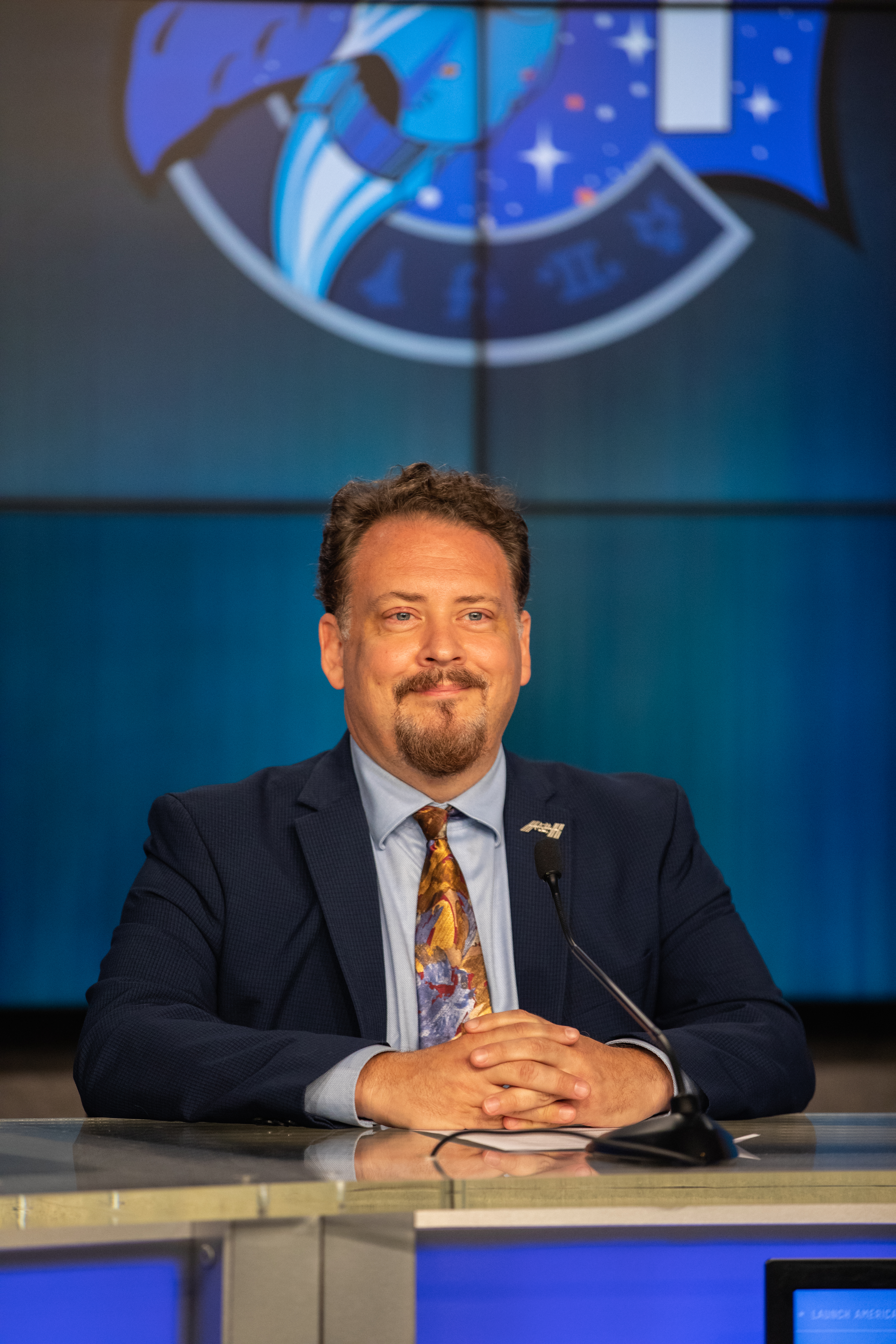 SpaceX Crew-1 Pre-Launch Briefing