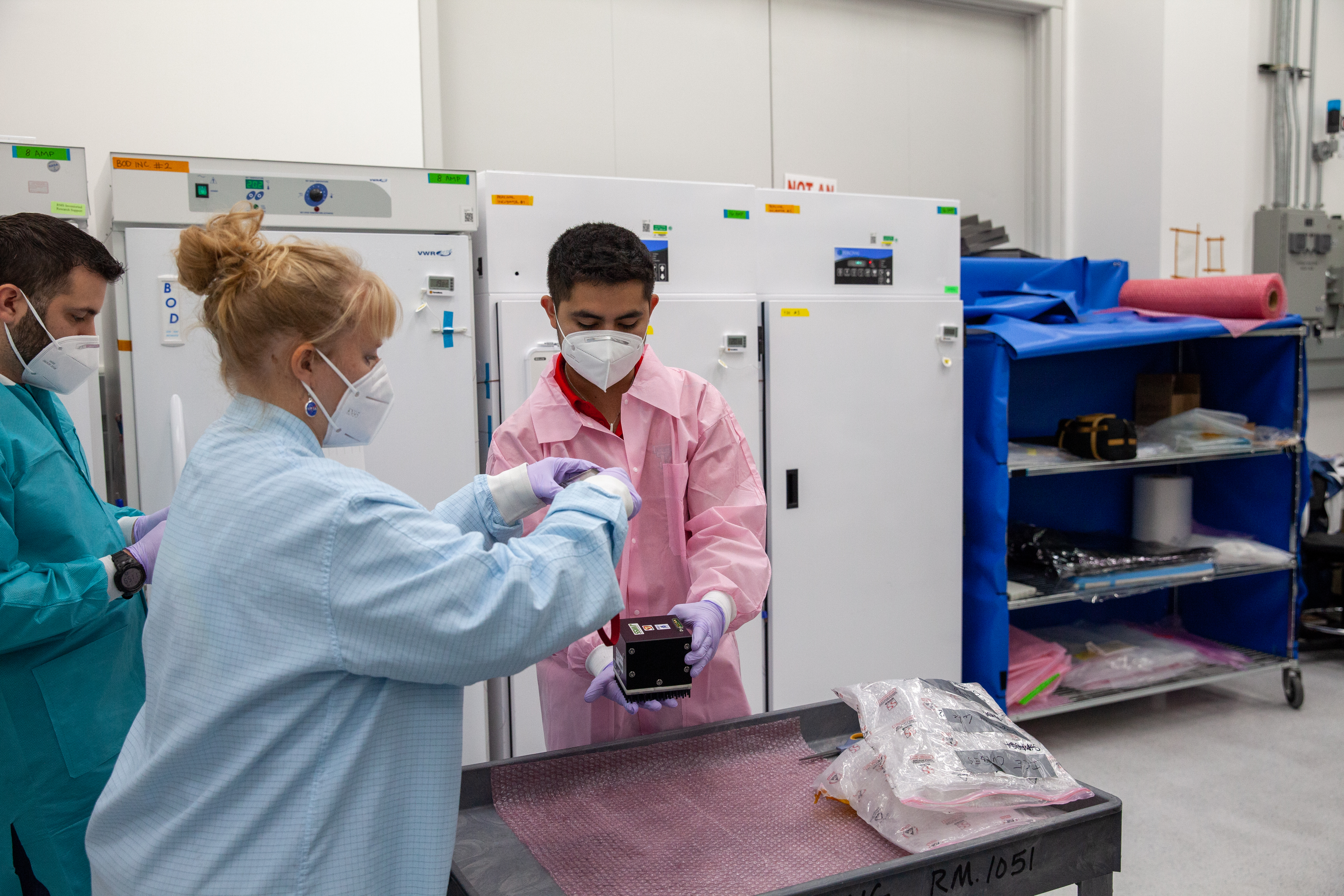 CRS-21 Science Experiments Unpacking