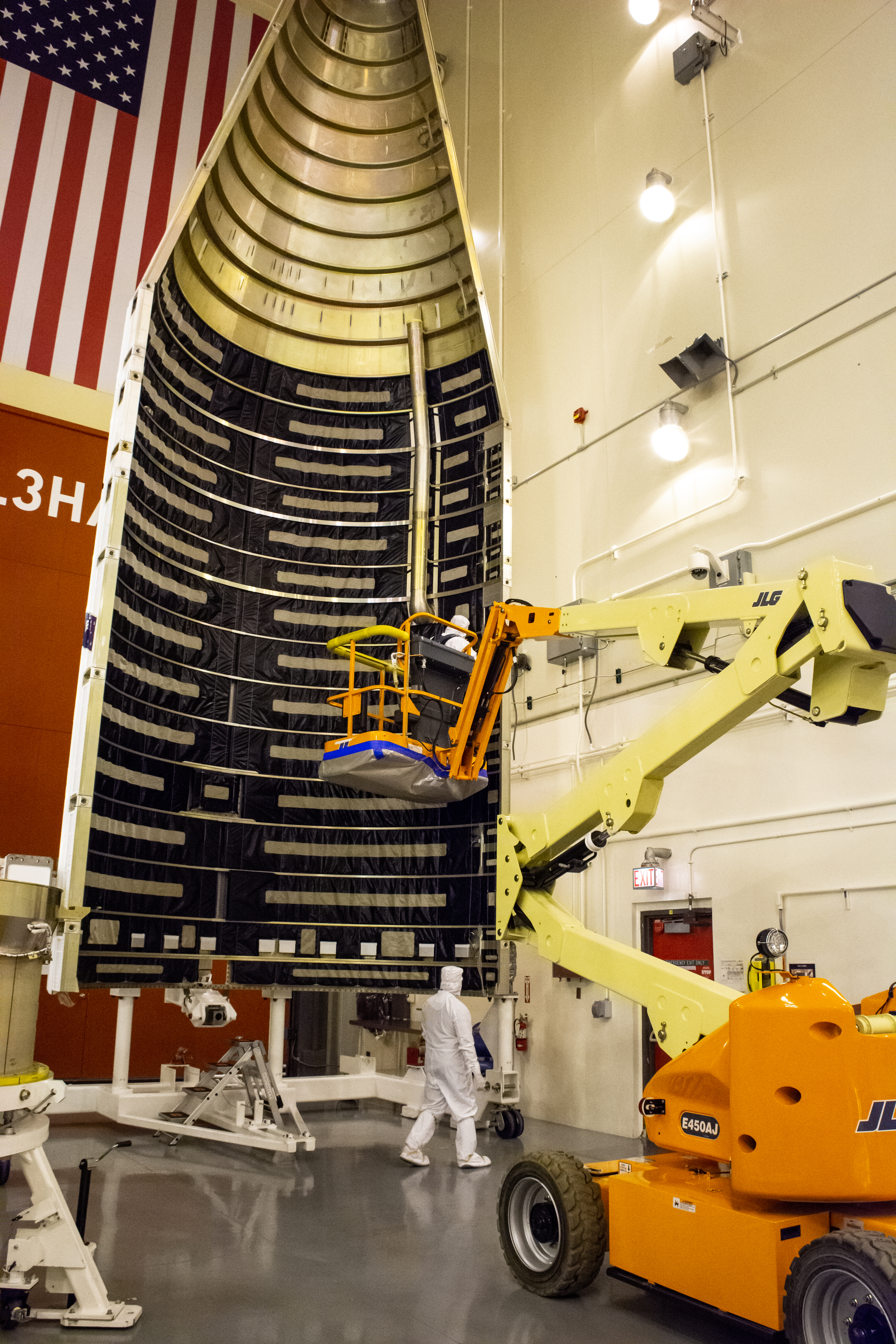 Landsat 9 PSR Blacklight and Fairing Samples