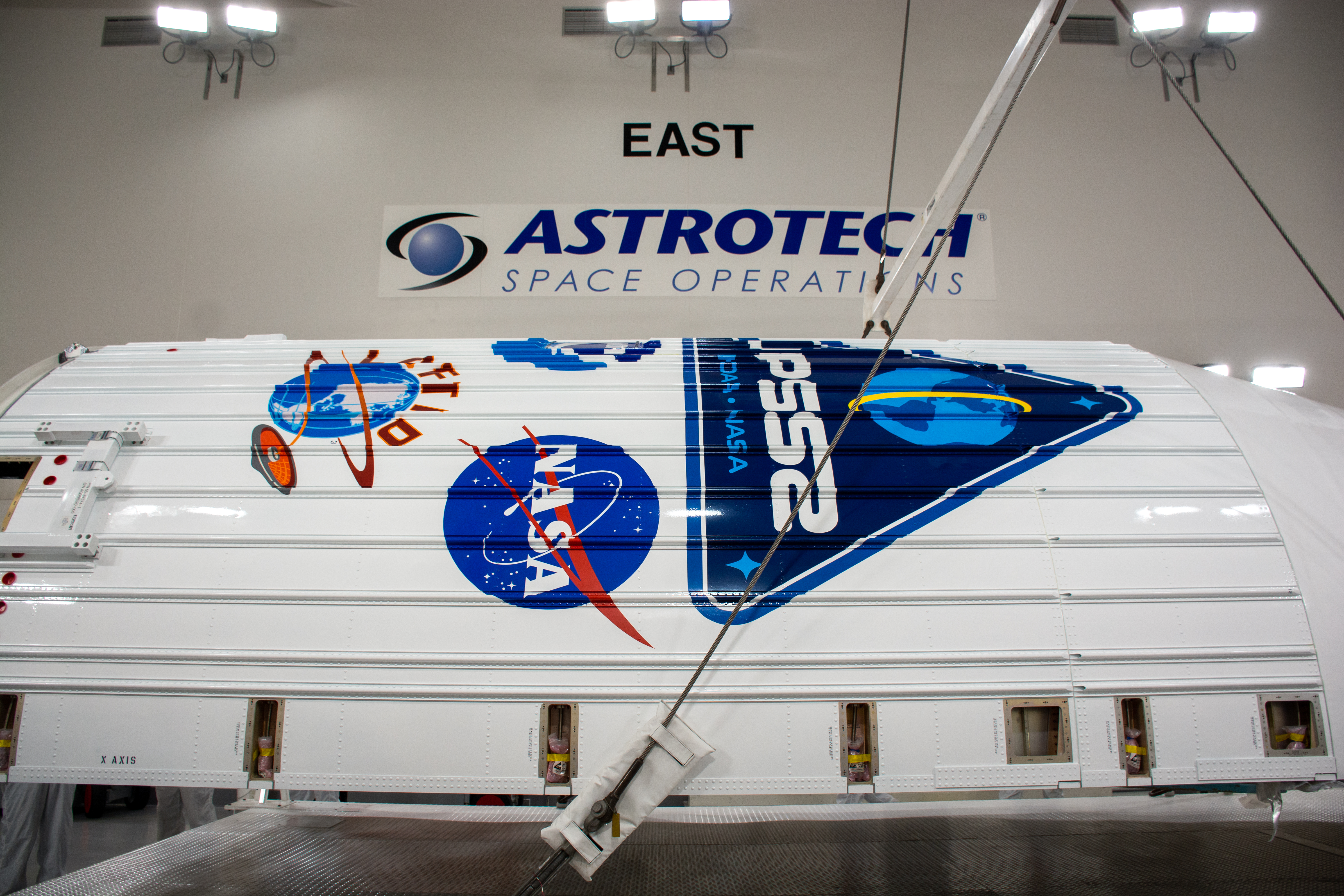 JPSS-2 Atlas V Fairing Transport from B7525 to Astrotech