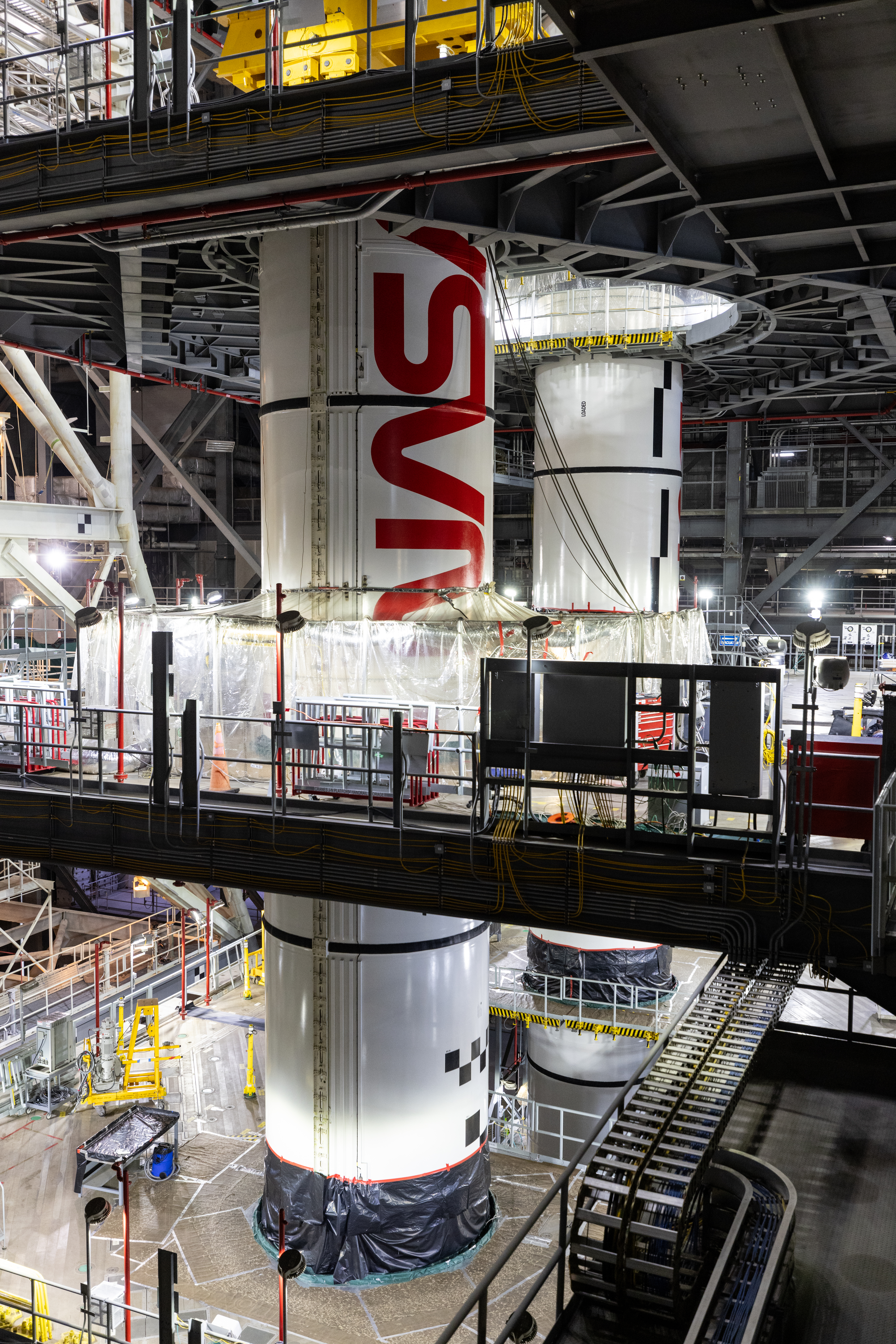 Artemis II Stacking - Left Center Center Stacked