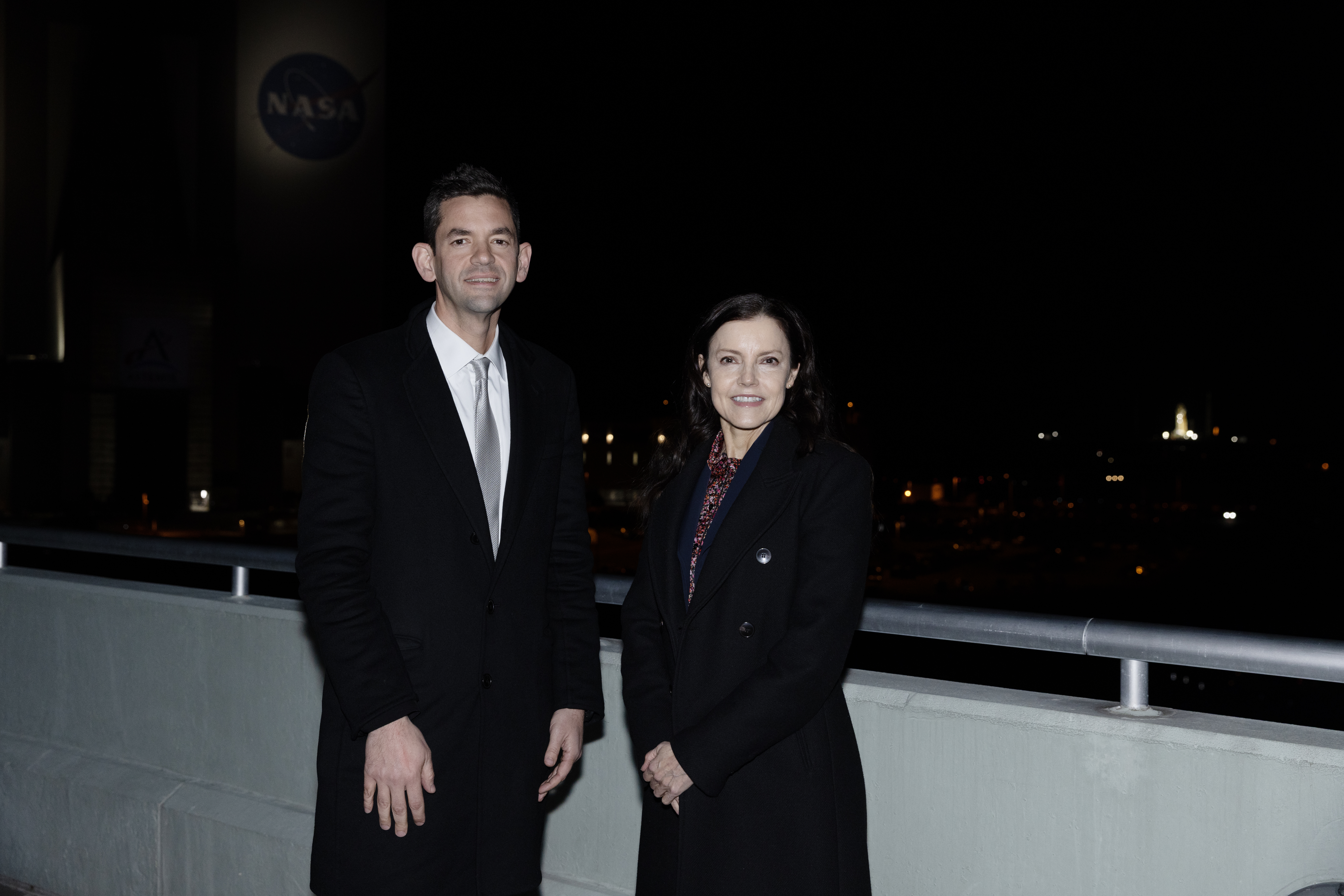 Artemis II WDR Administrator Jared Isaacman meets with President