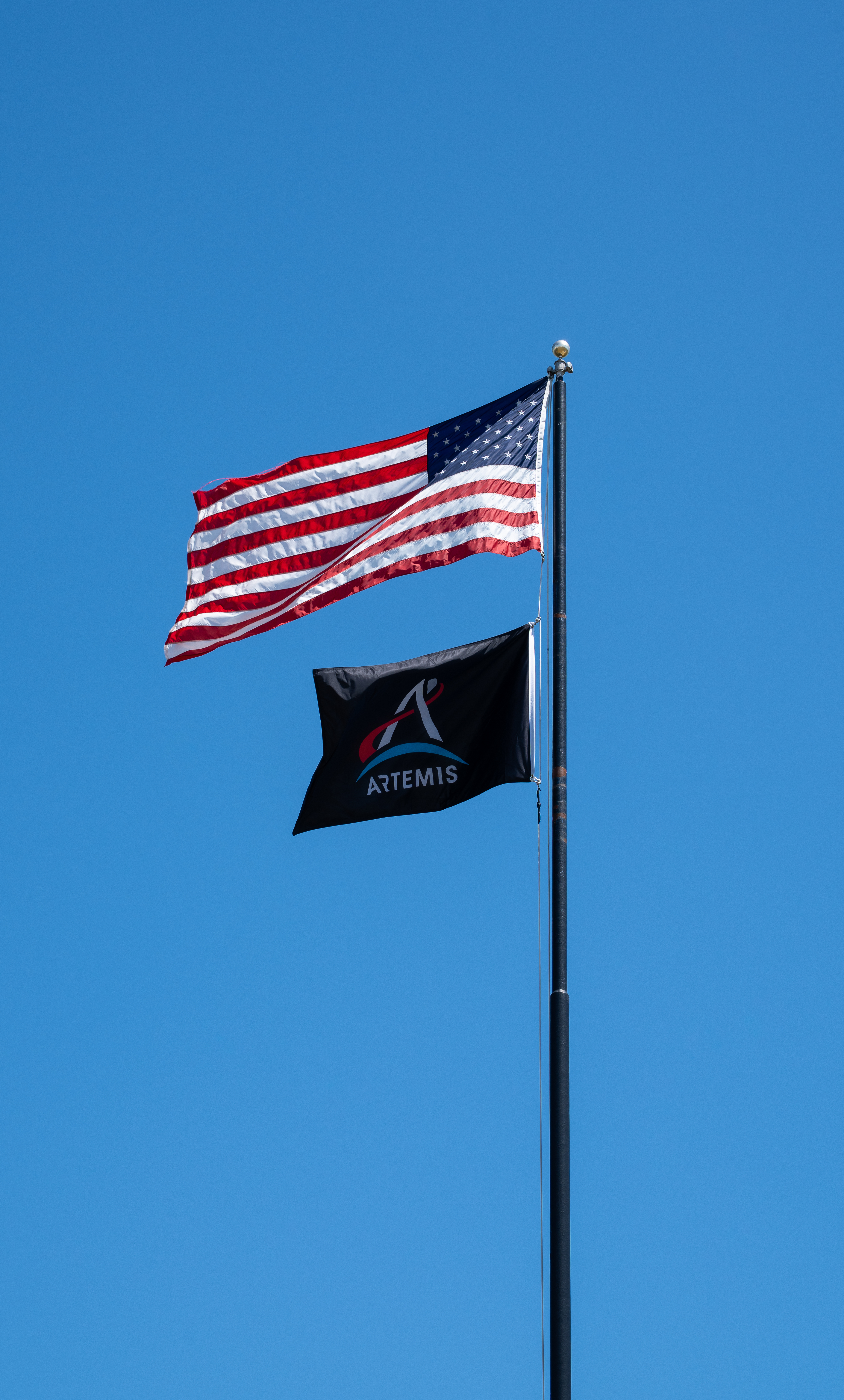 EGS Artemis II Flag Raising