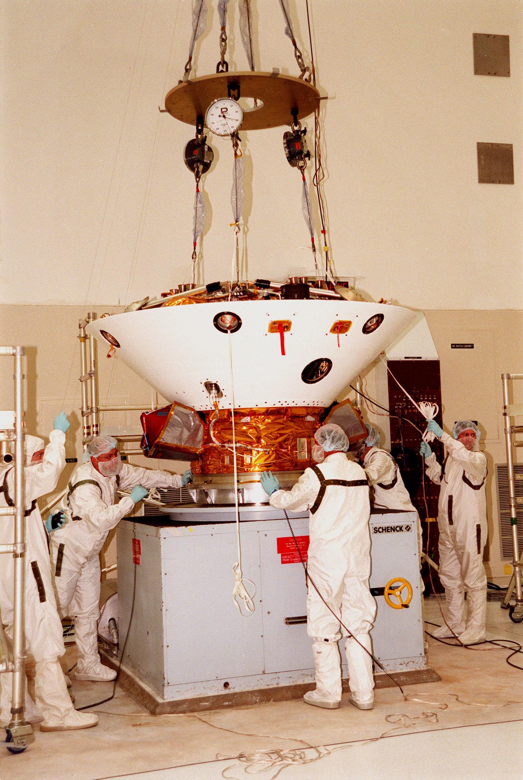 KSC-98pc1863