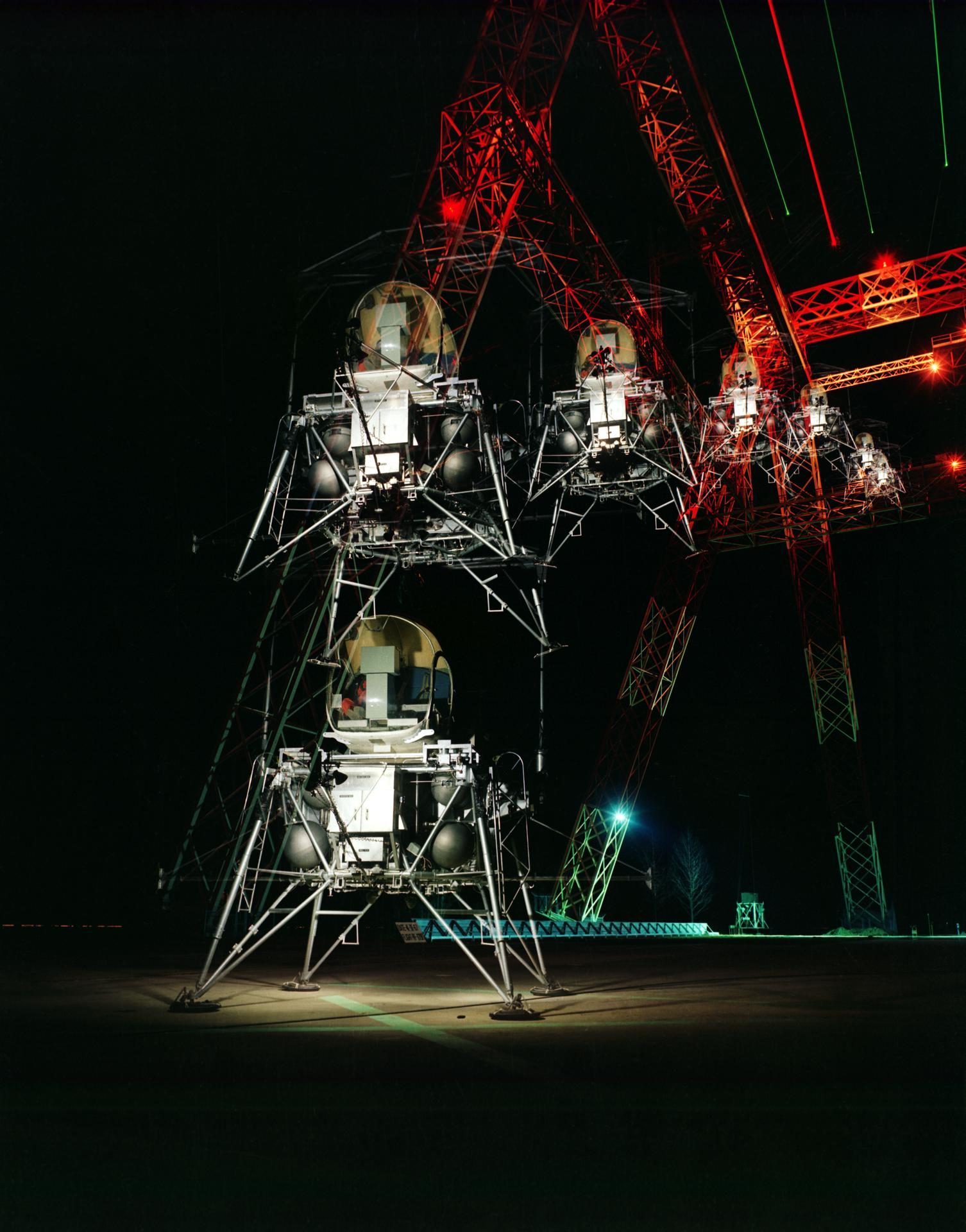 Lunar Lander night sequence (Langley)