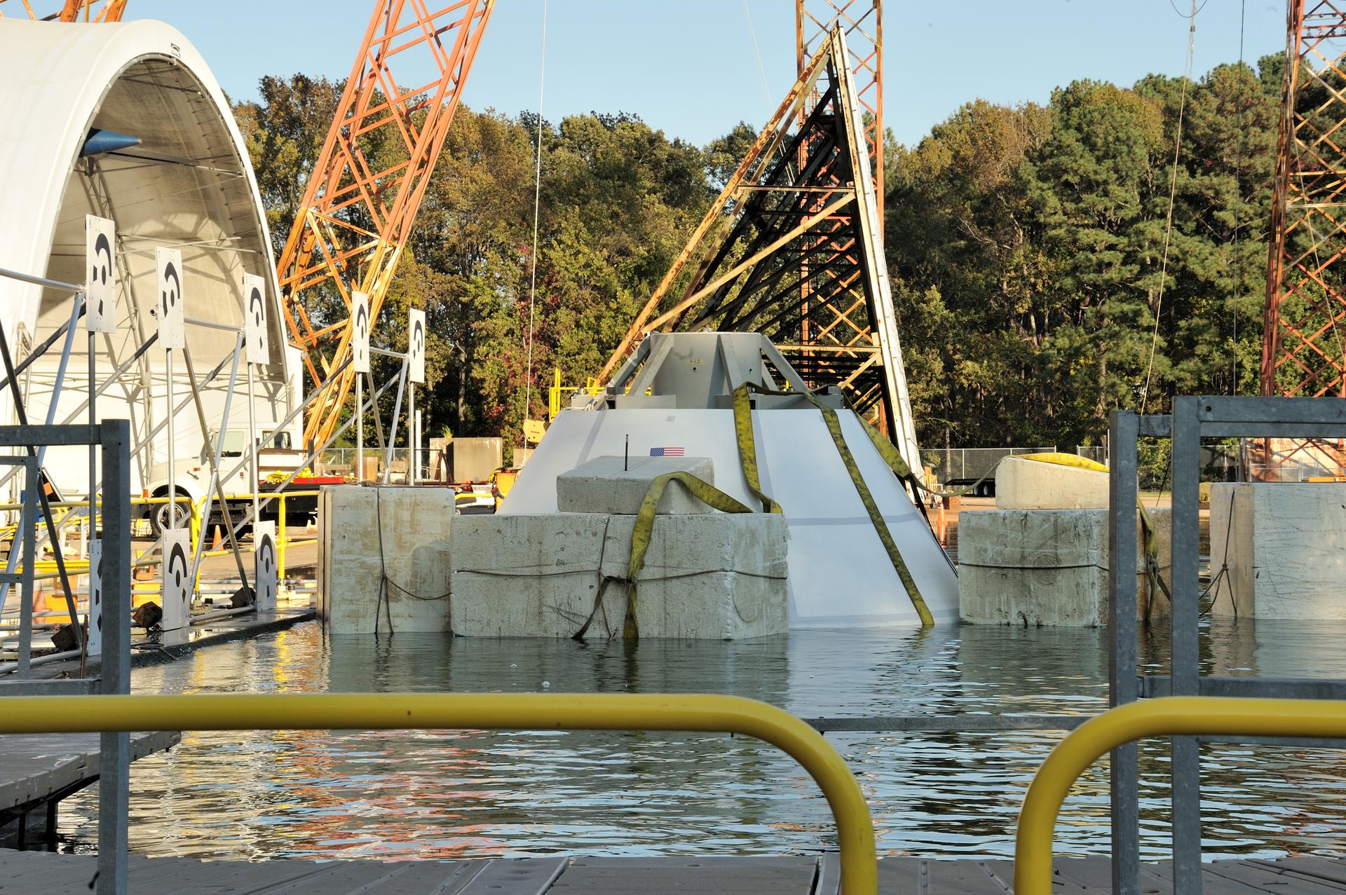 ORION Project-(SPLASH) Structural Passive Landing Attenuation fo