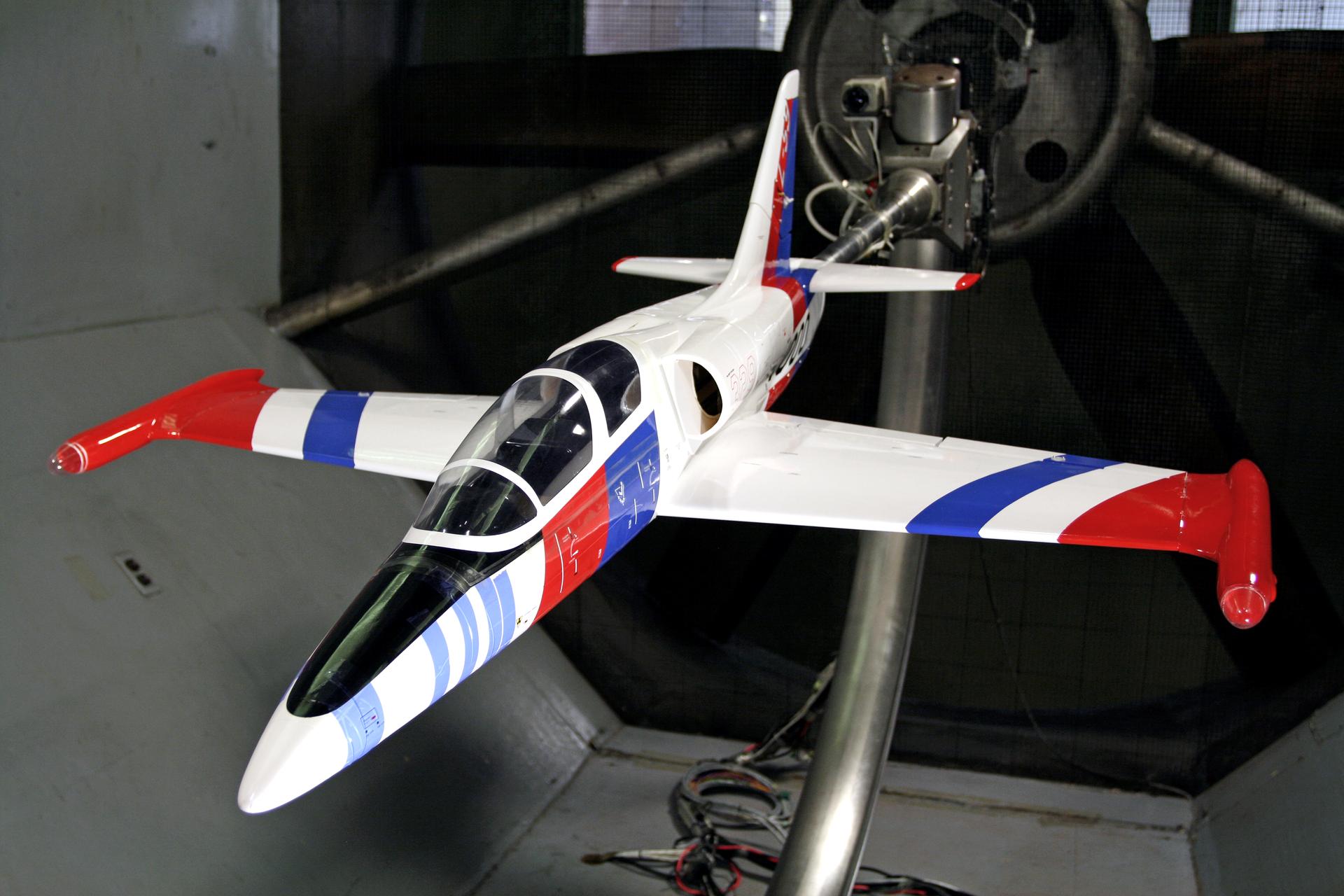 L-59 RC Kit Model/ Learn to Fly Test