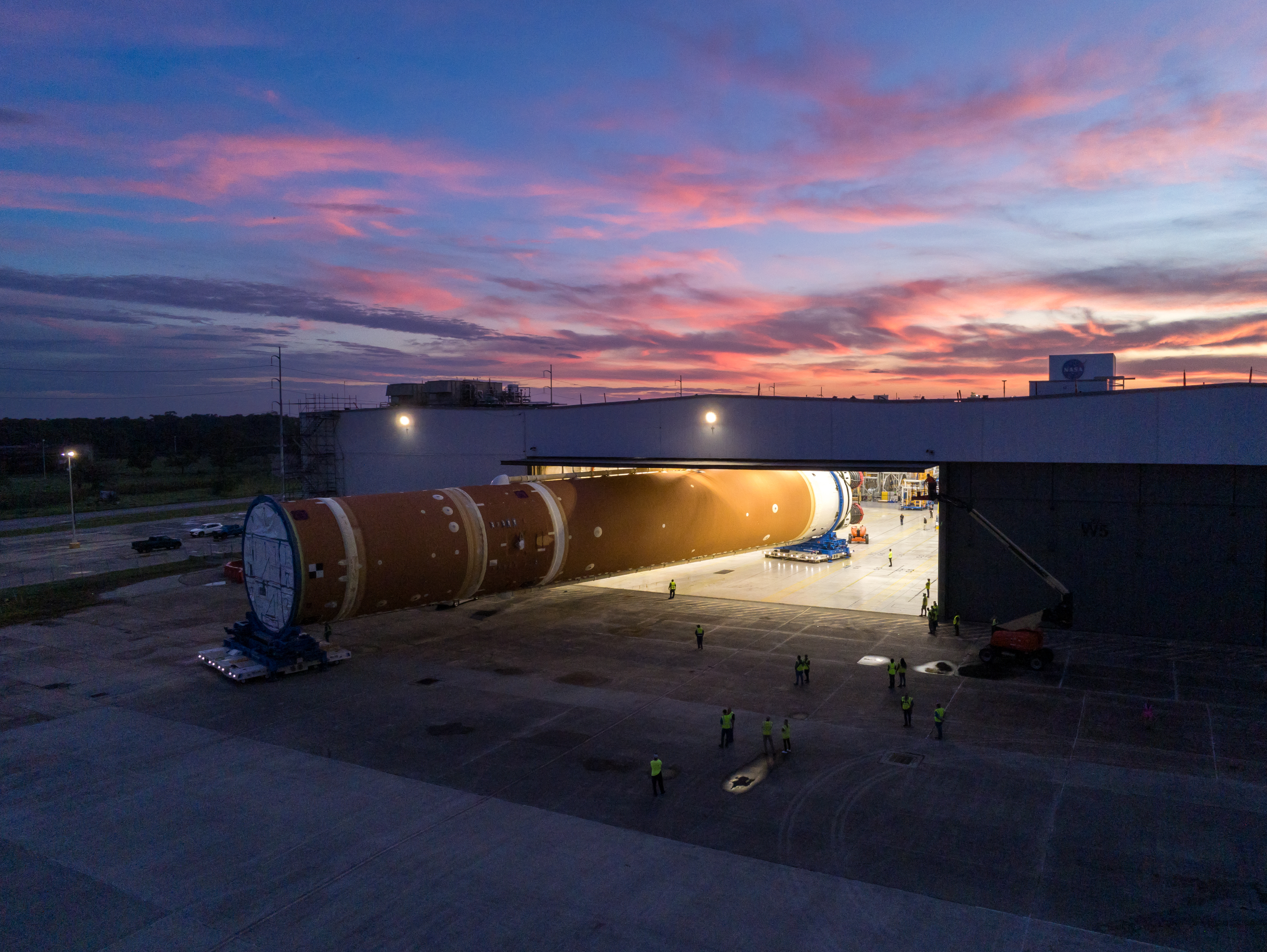 NASA Teams Prepare Artemis II Rocket Stage for Shipment