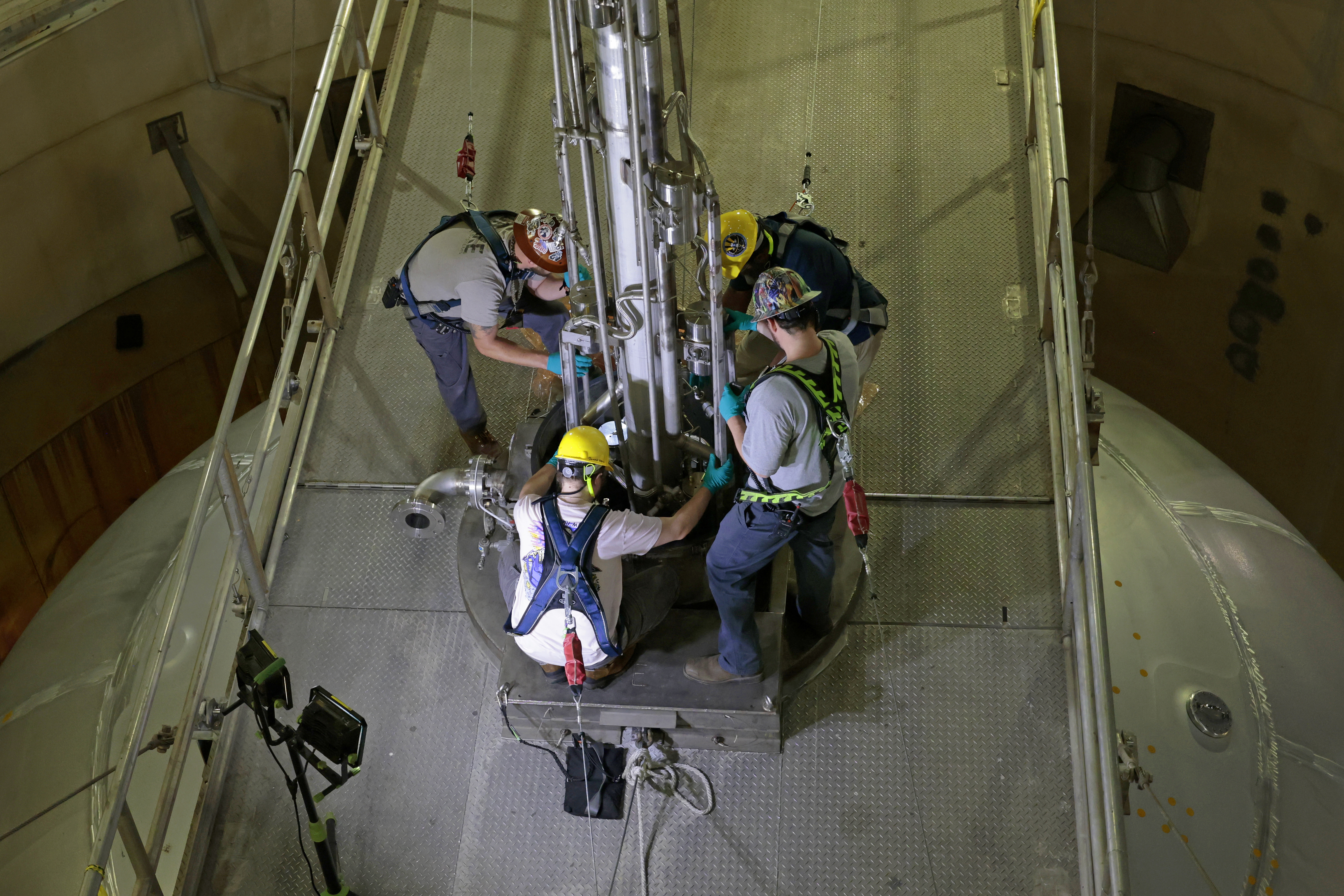 Artemis III Liquid Oxygen Tank Prepares for Cleaning