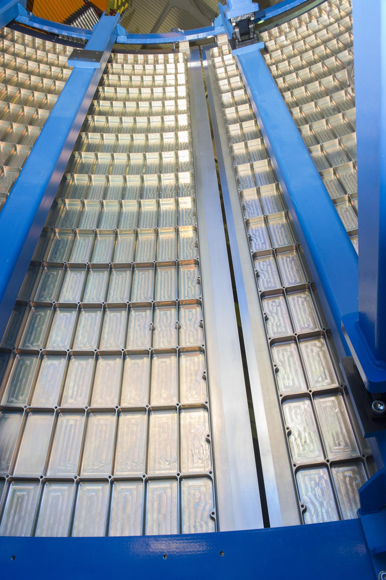 LVSA AFT CONE POST 7TH WELD